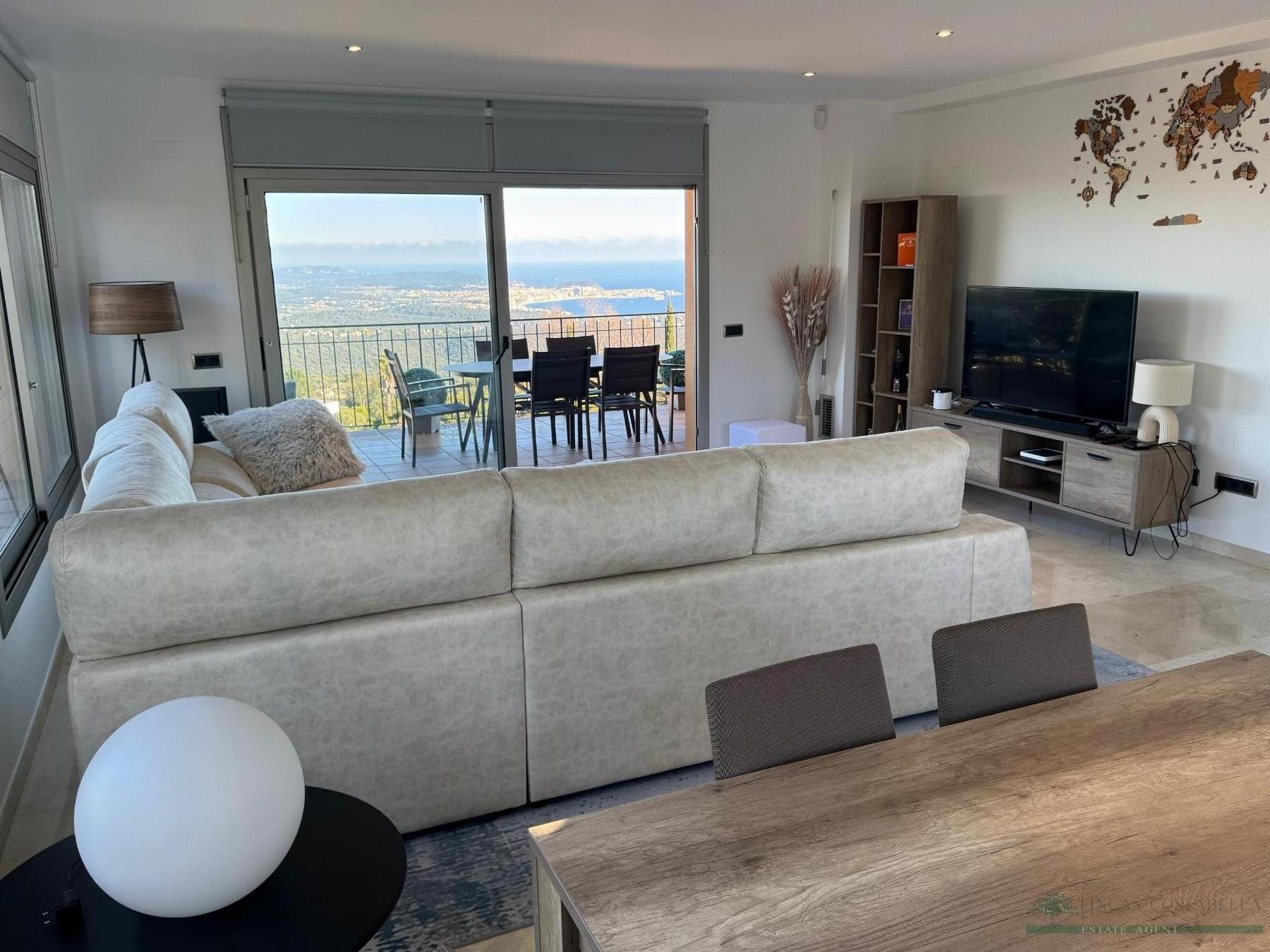 Huur van penthouse in Castell-Platja d´Aro
