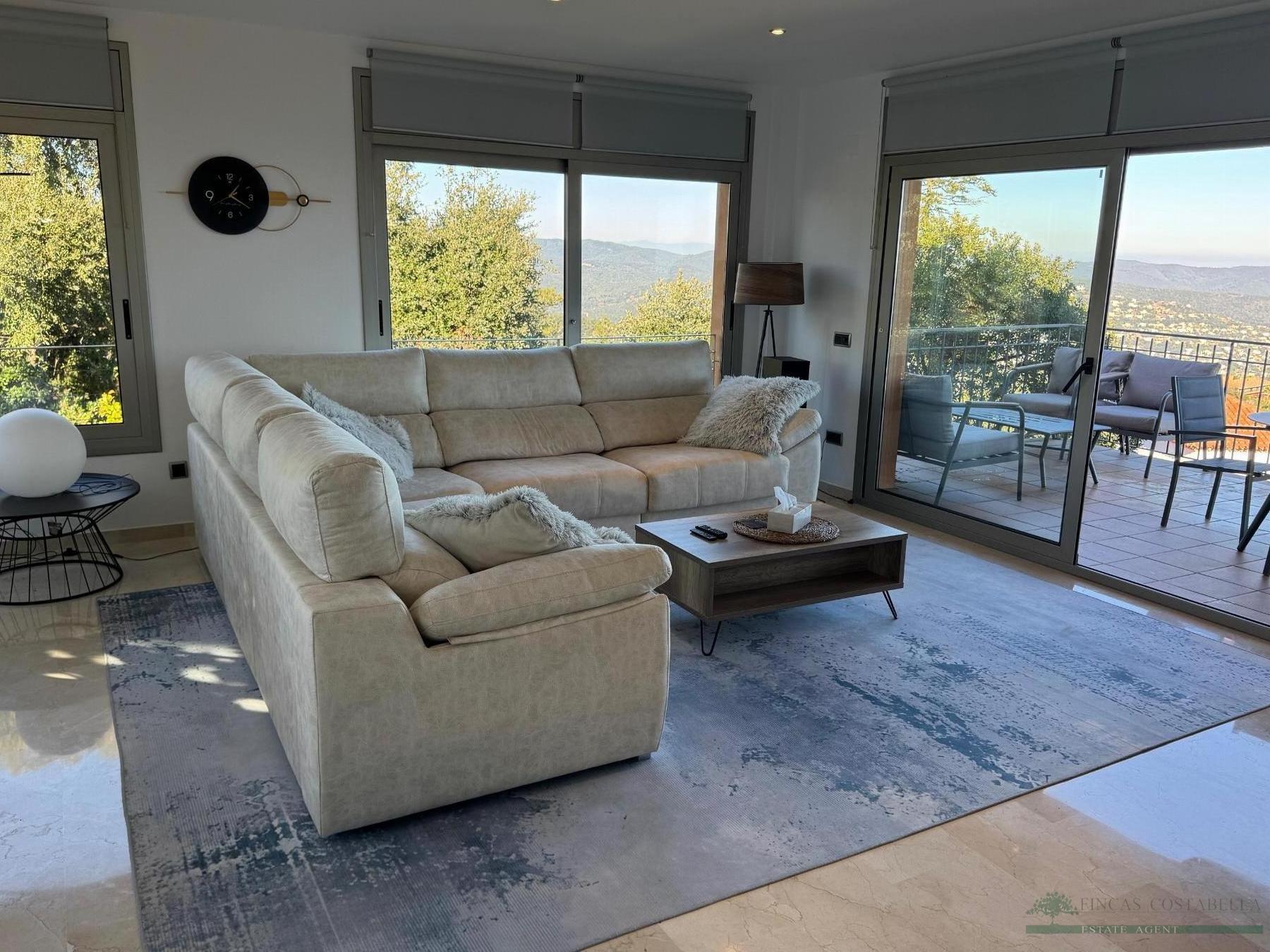 Huur van penthouse in Castell-Platja d´Aro