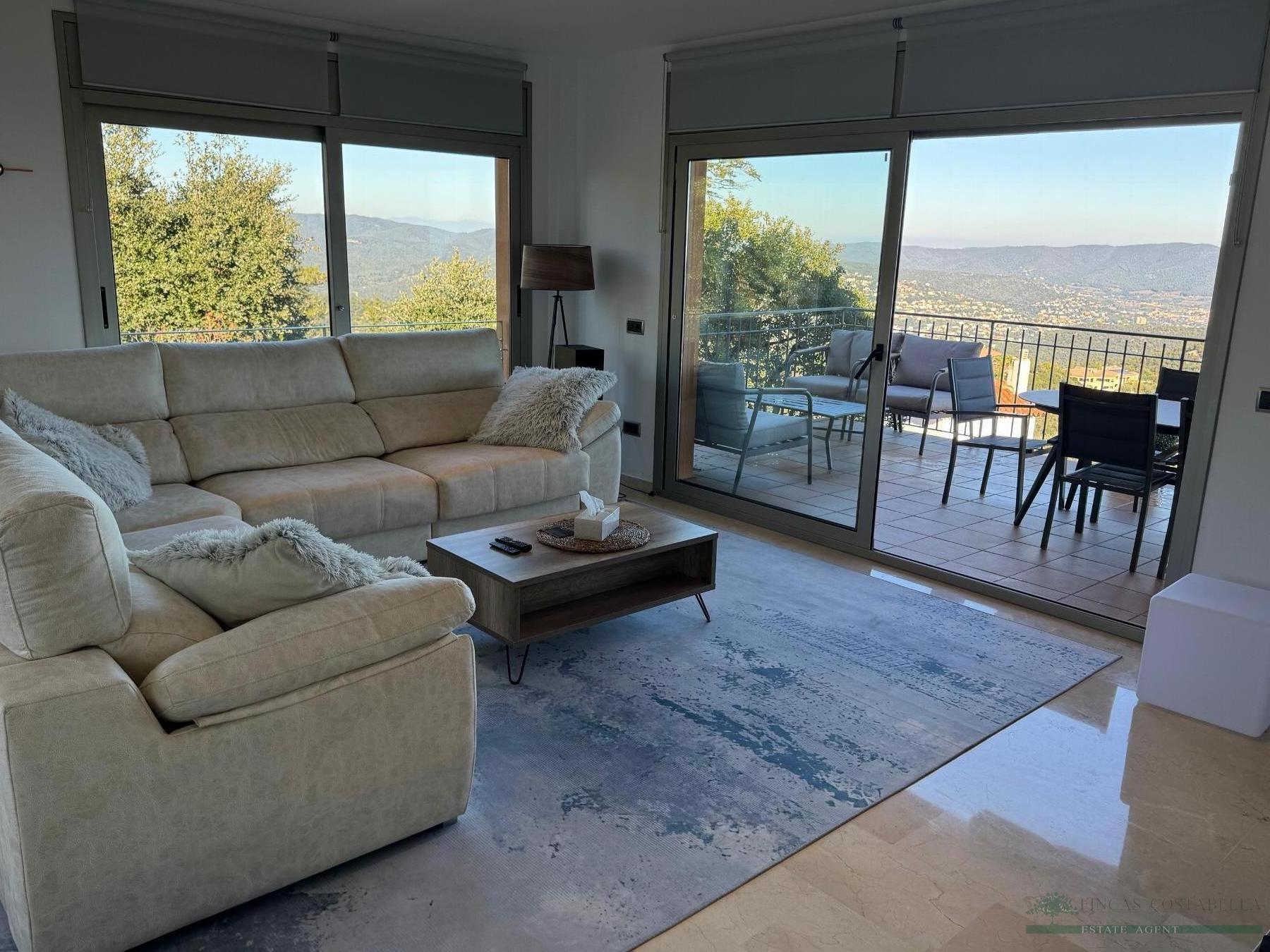 Huur van penthouse in Castell-Platja d´Aro