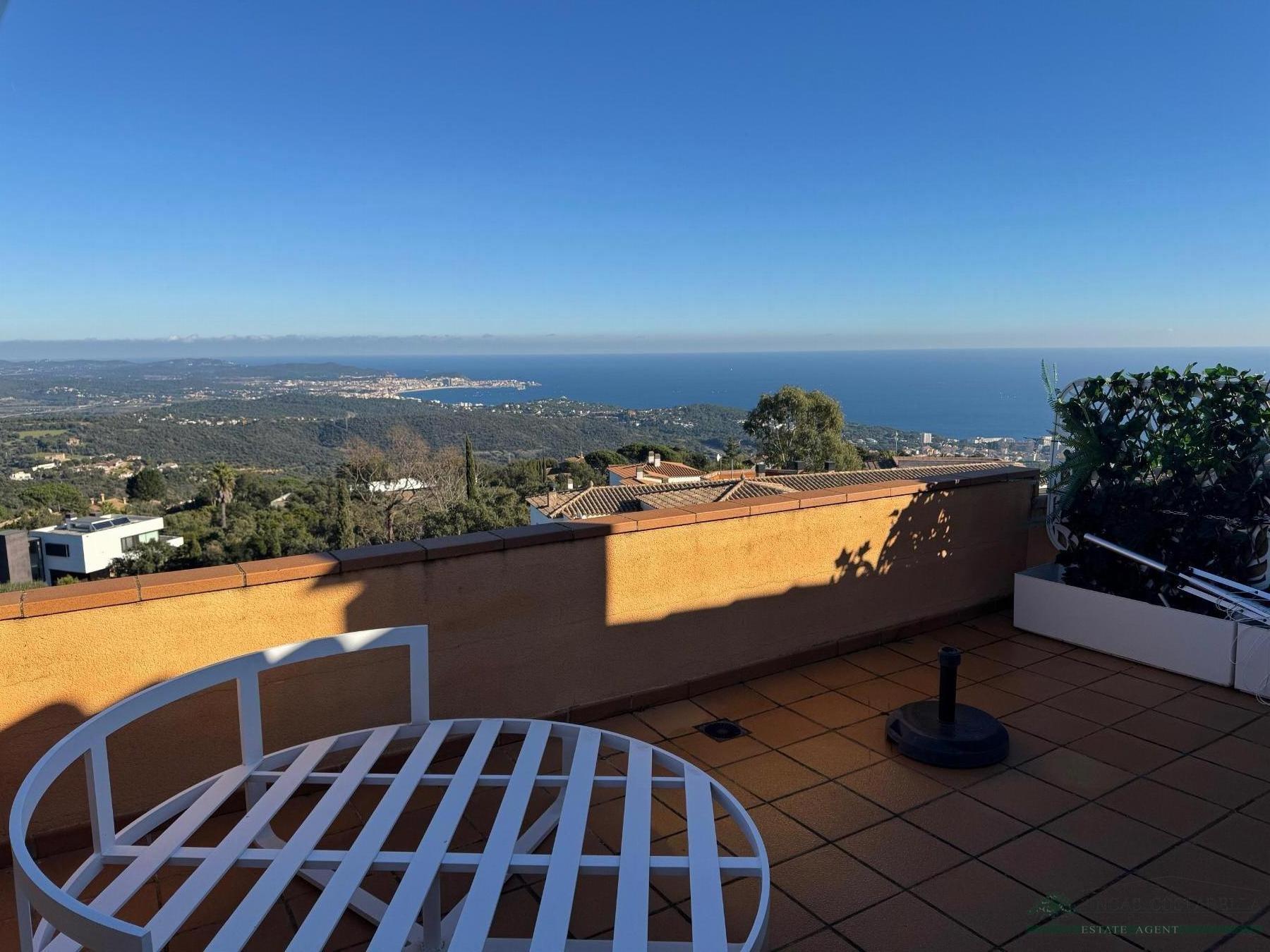 Huur van penthouse in Castell-Platja d´Aro