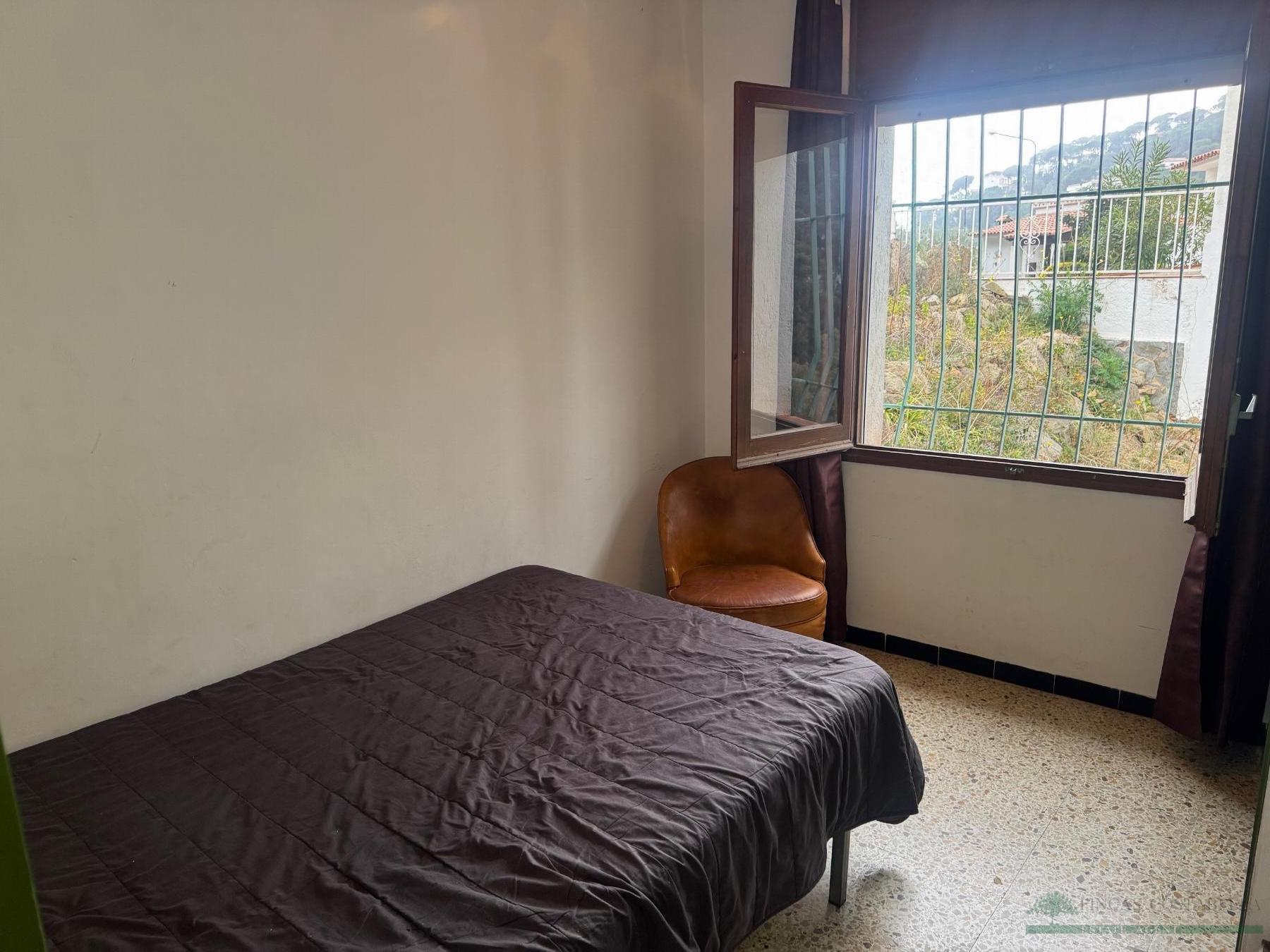 Til salg fra hus i Santa Cristina D´aro