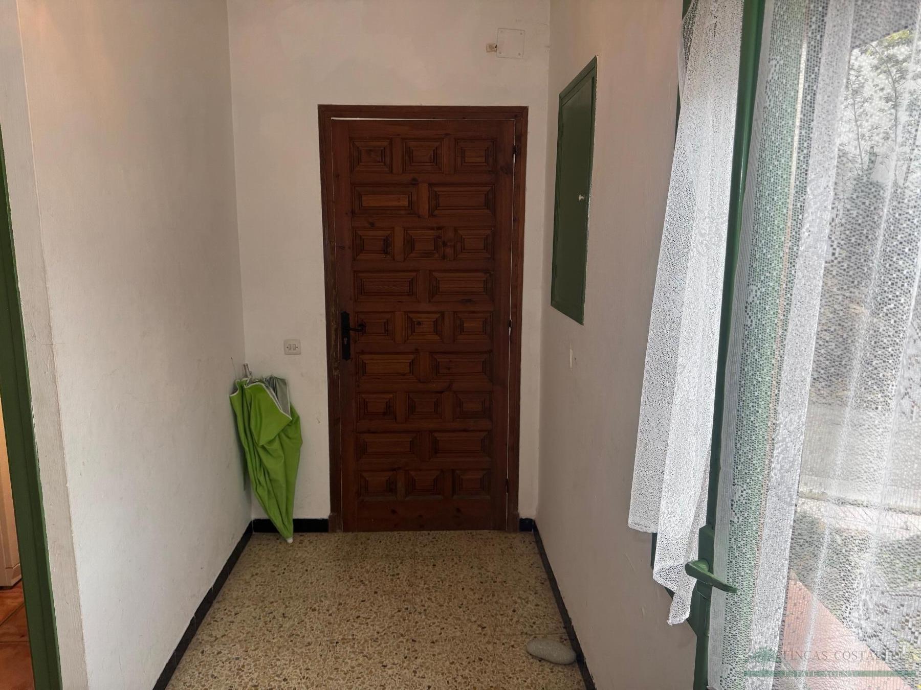 Til salg fra hus i Santa Cristina D´aro
