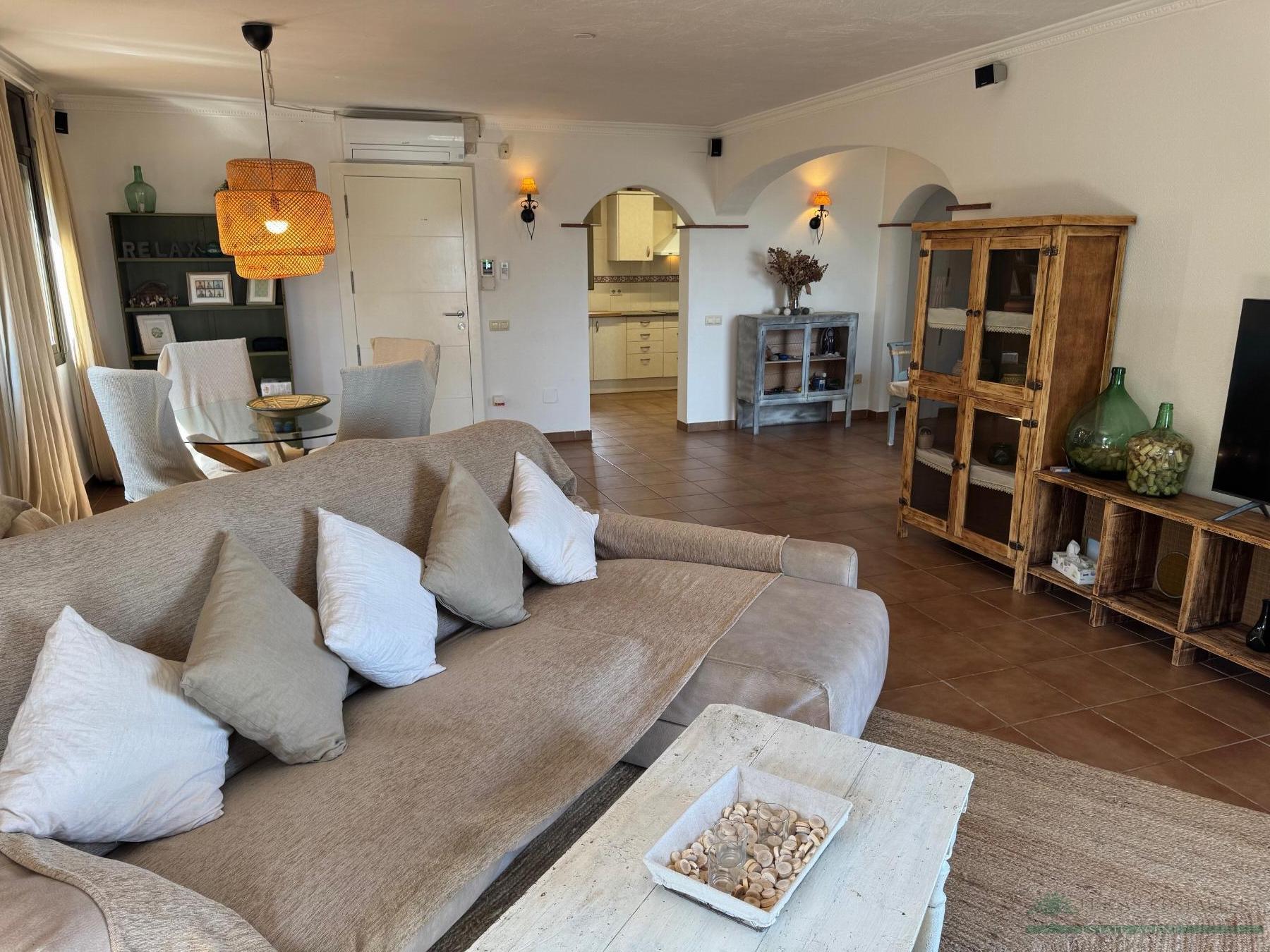 For sale of house in Calonge