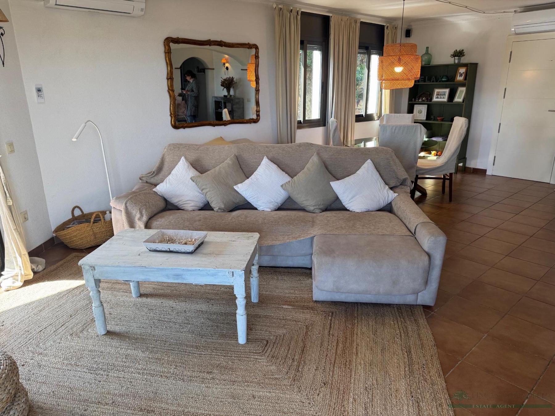 For sale of house in Calonge