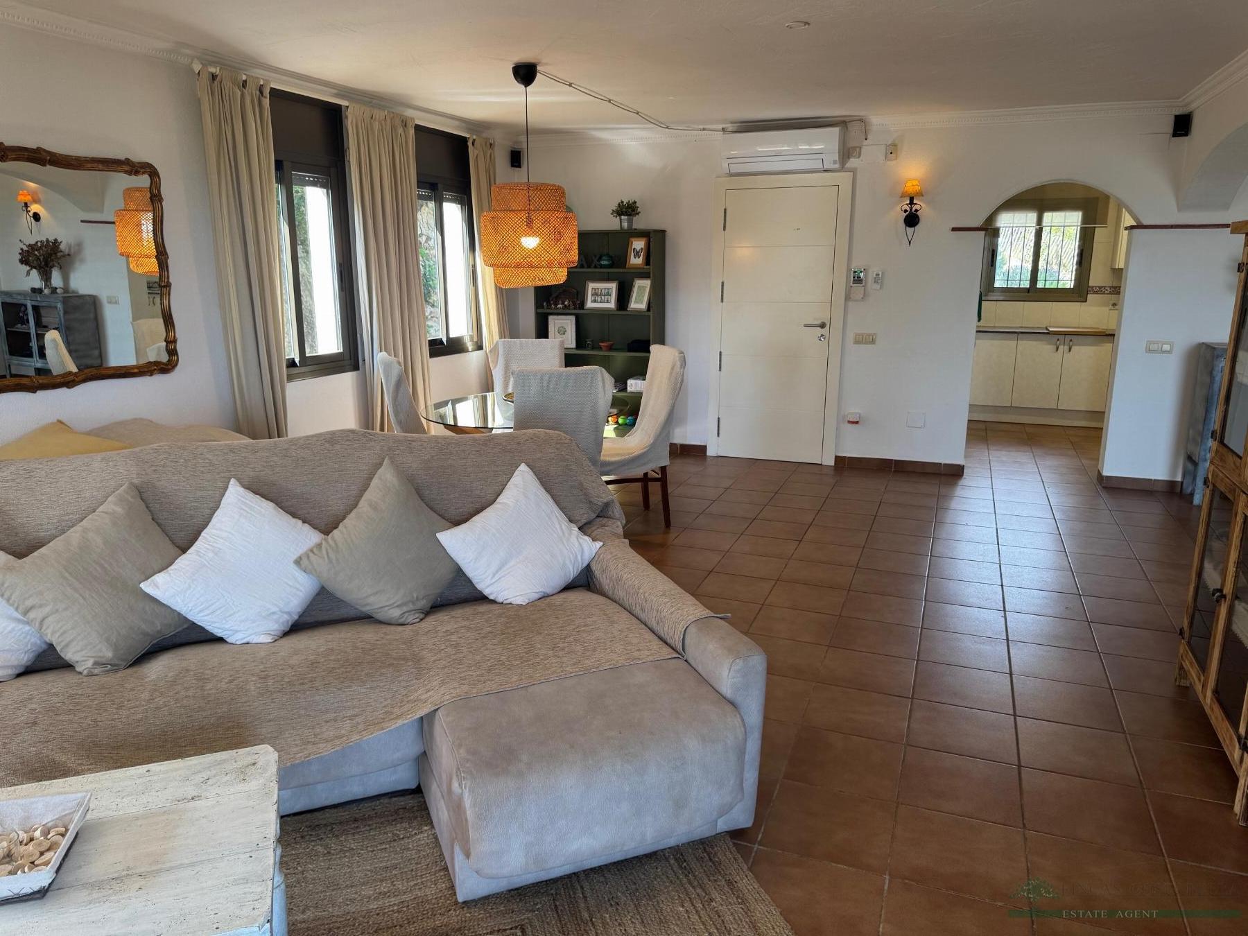 For sale of house in Calonge