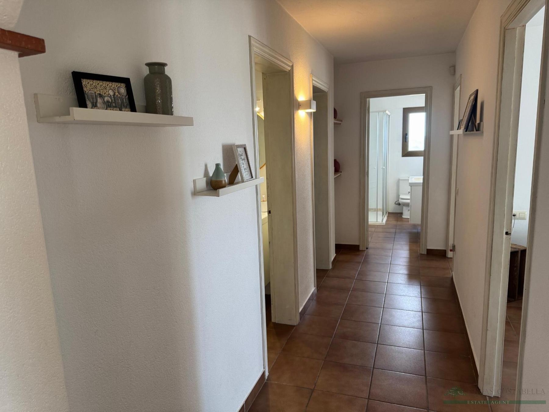 For sale of house in Calonge