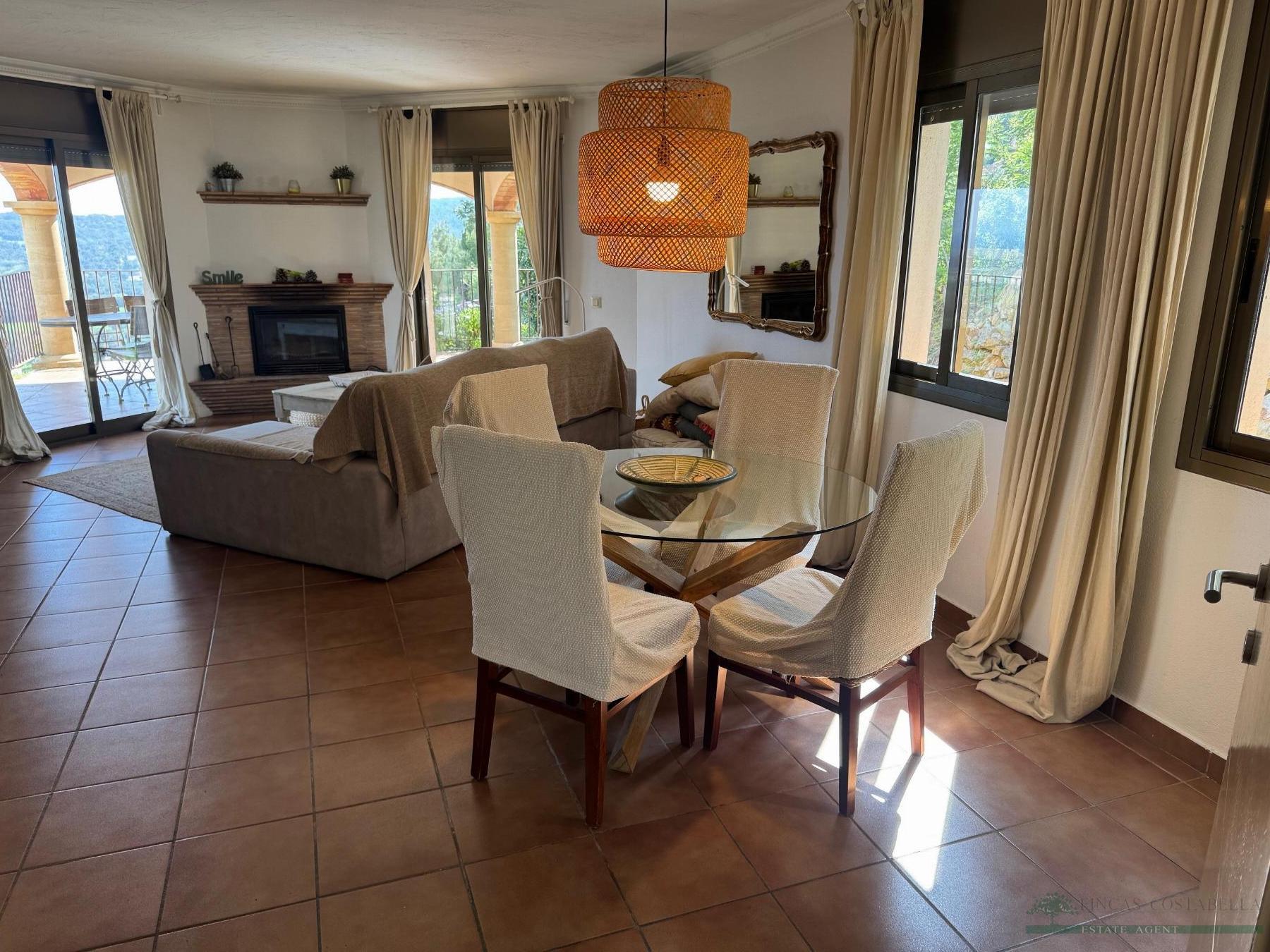 For sale of house in Calonge