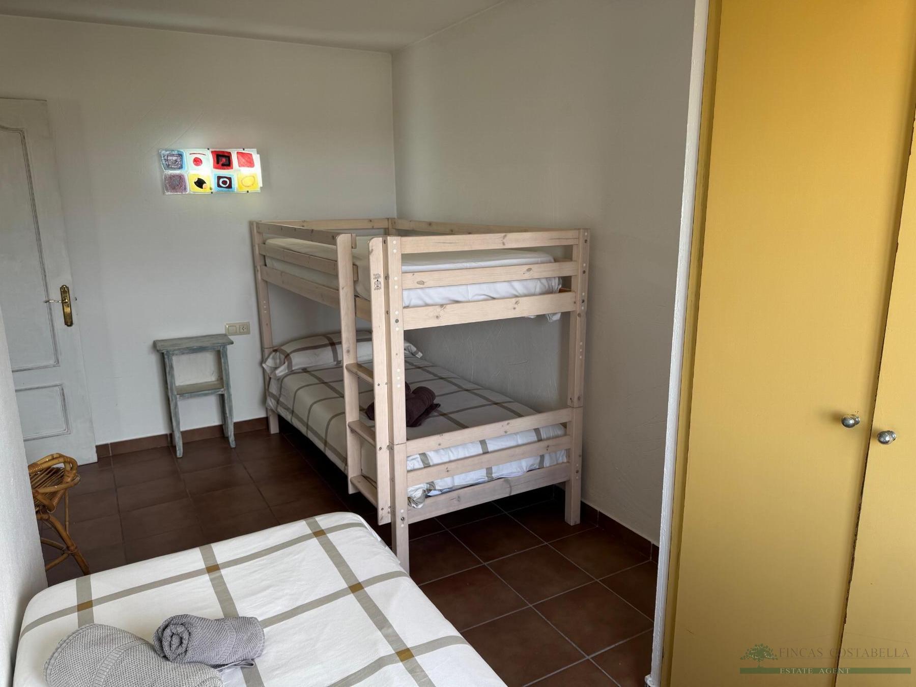 For sale of house in Calonge