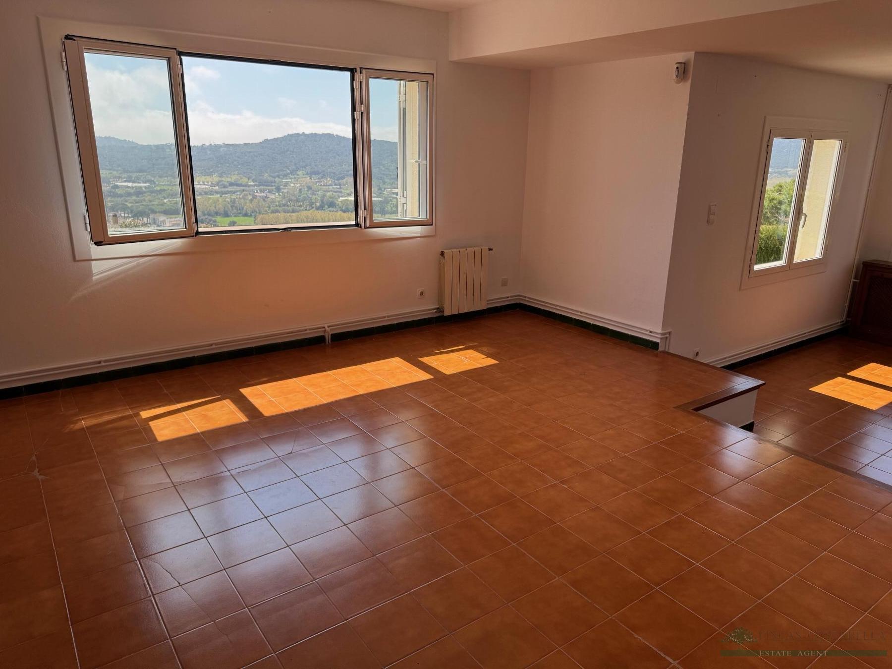 For sale of house in Castell-Platja d´Aro