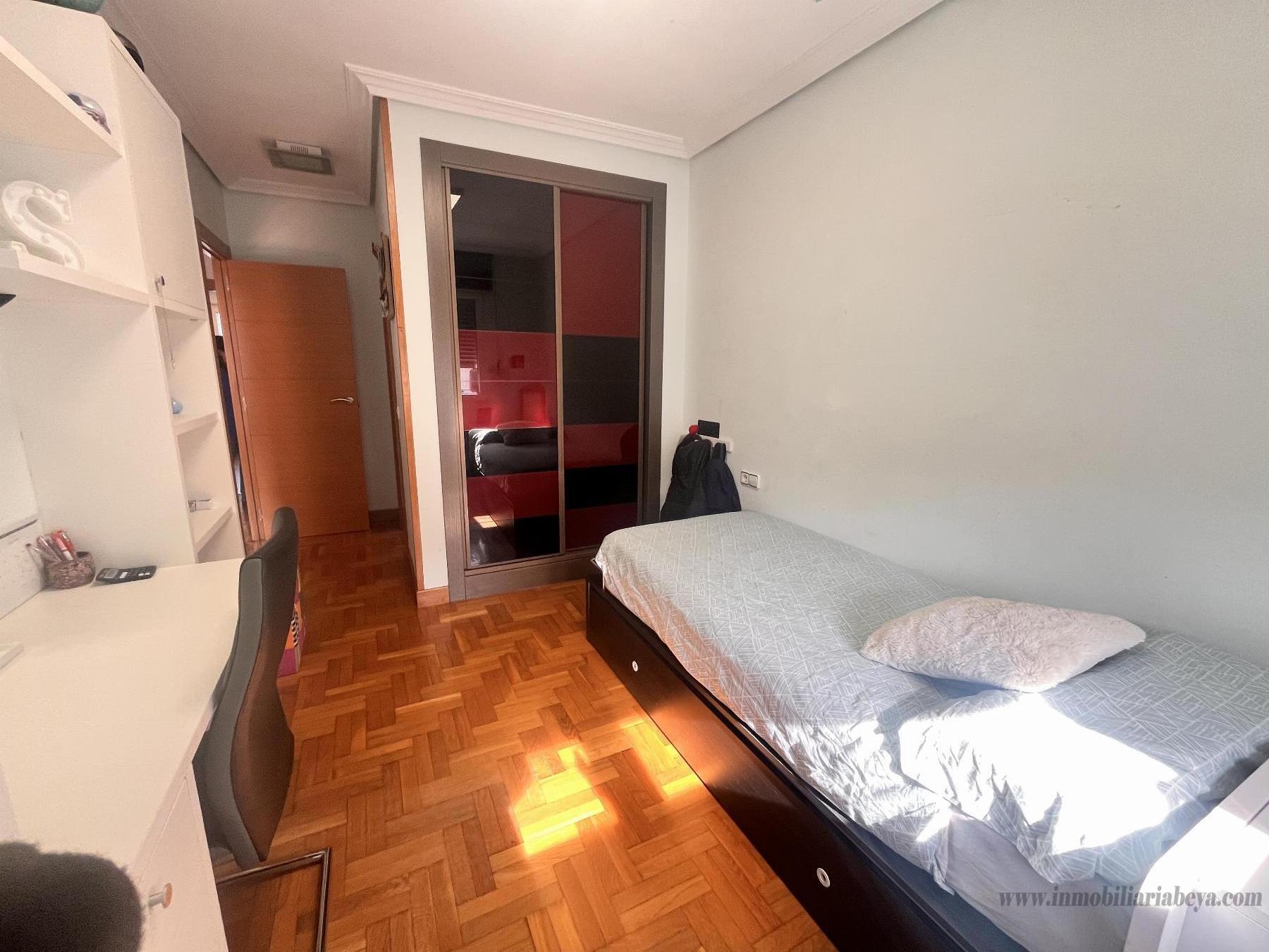 Venta de piso en Barañain