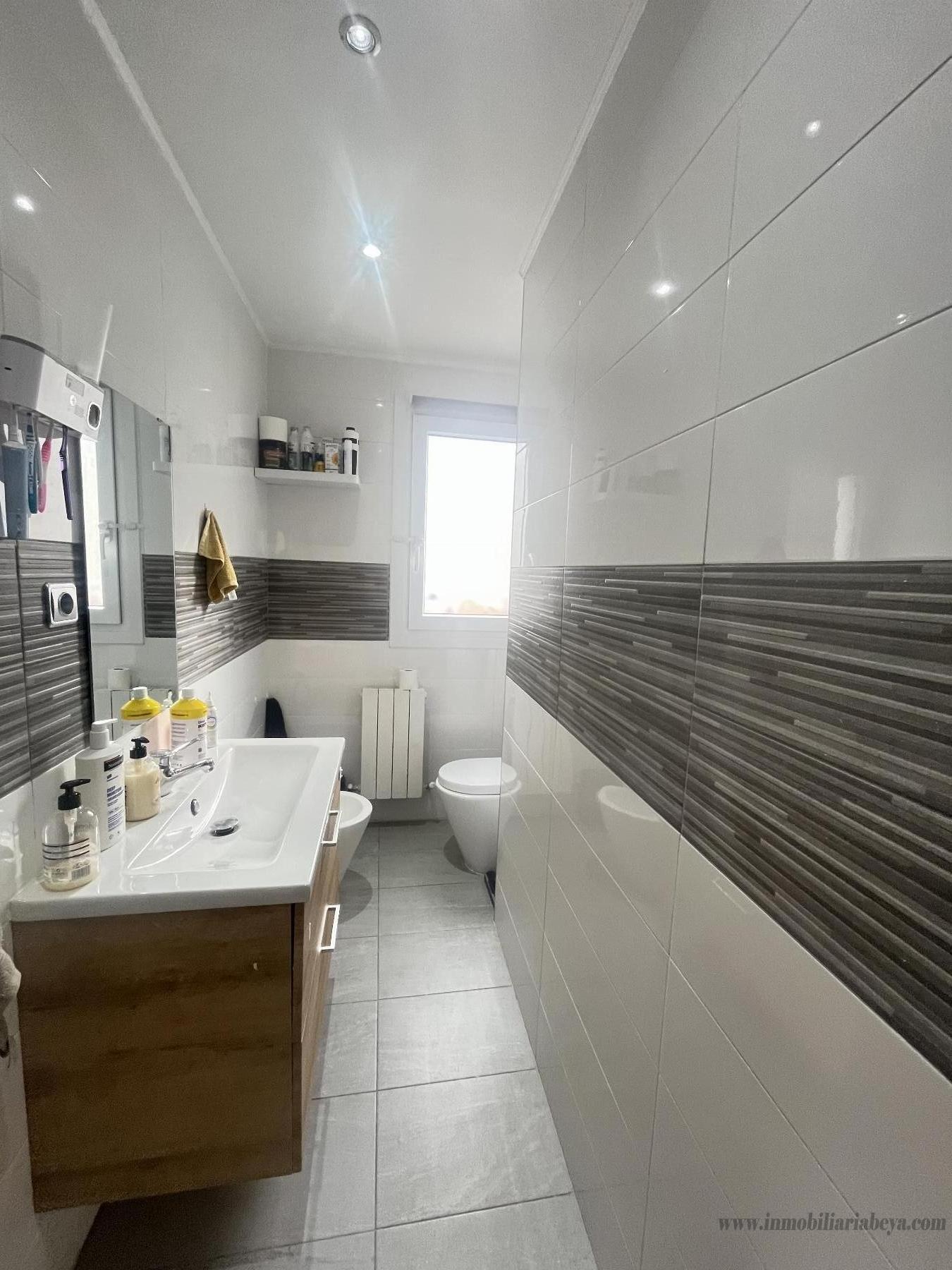 For sale of flat in Pamplona