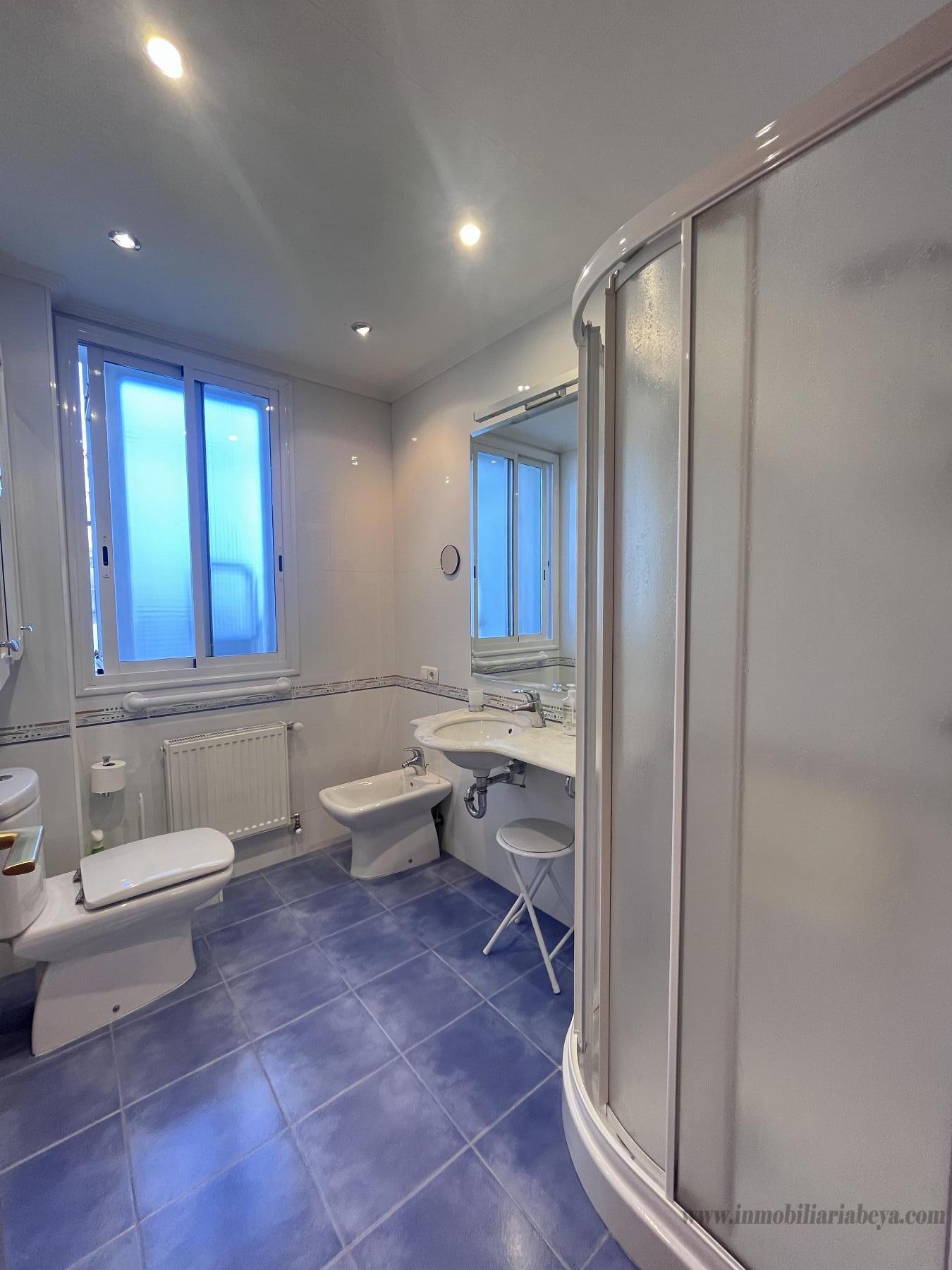 For sale of flat in Pamplona