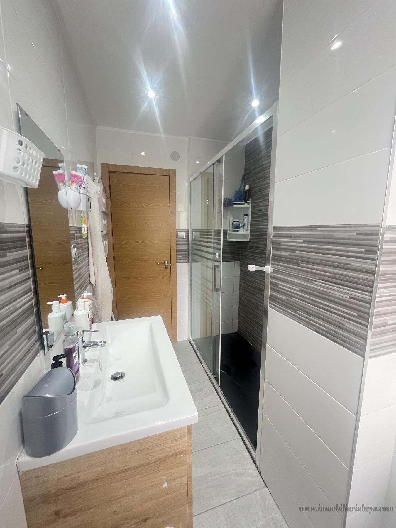 For sale of flat in Pamplona