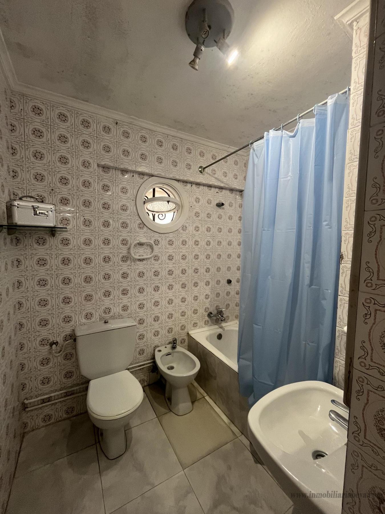 For sale of flat in Mutriku