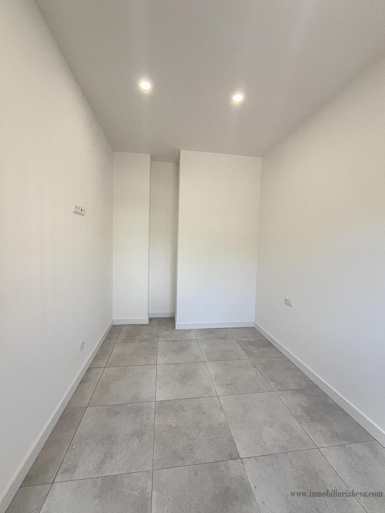 For rent of study in Pamplona