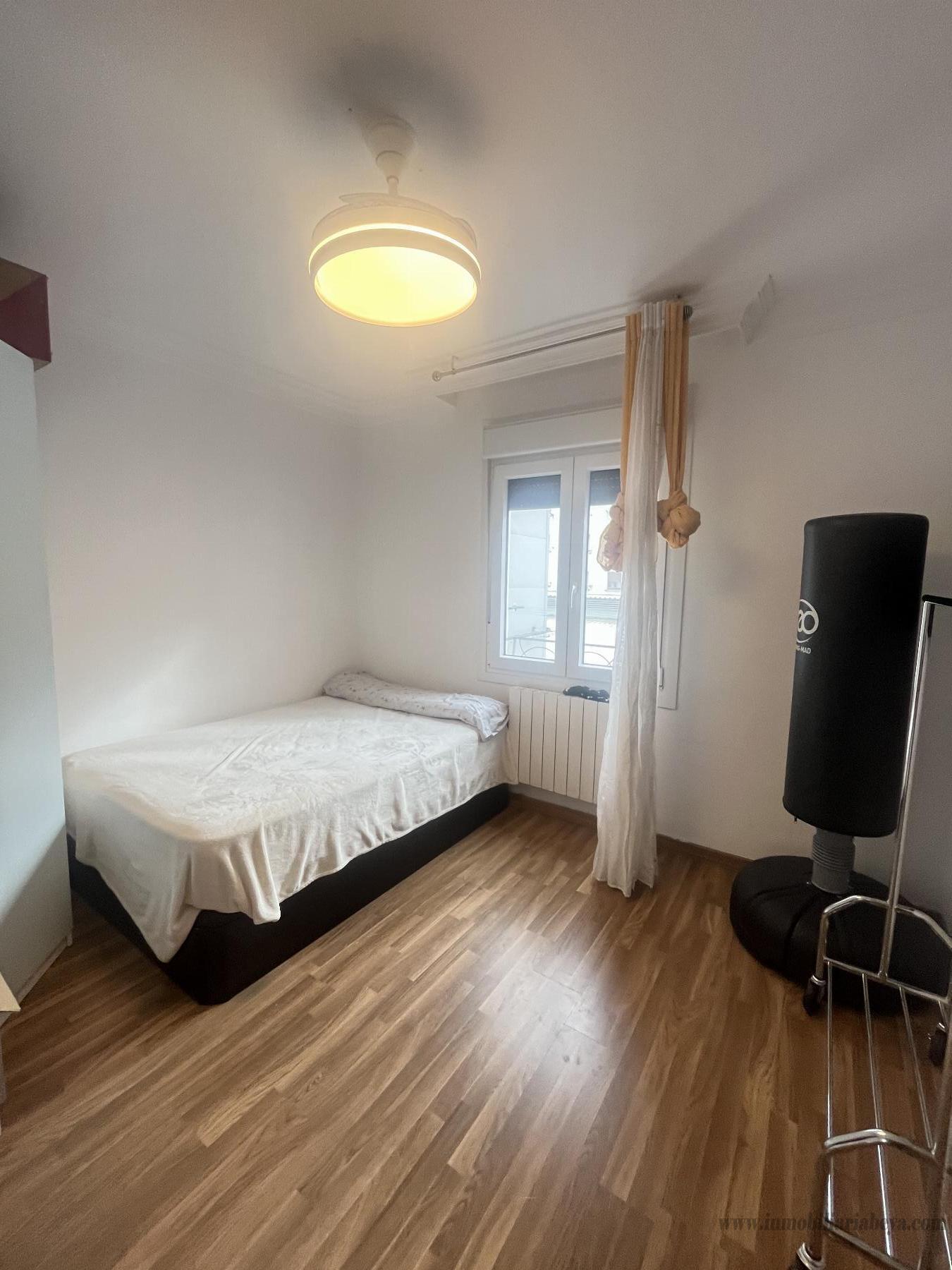 For sale of flat in Pamplona