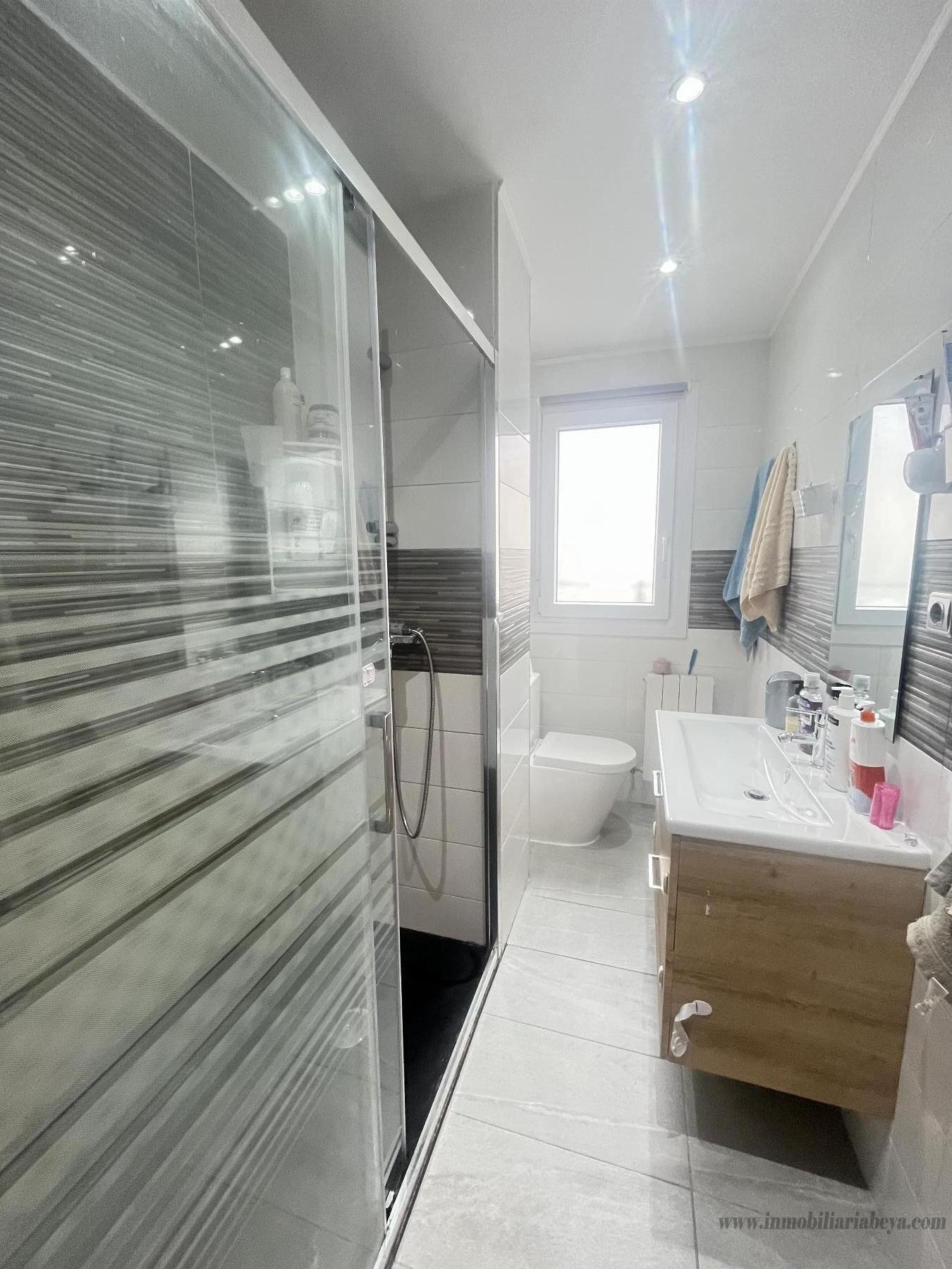 For sale of flat in Pamplona
