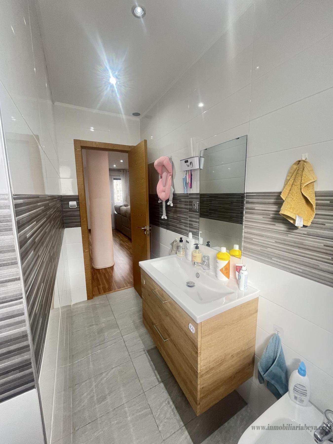 For sale of flat in Pamplona