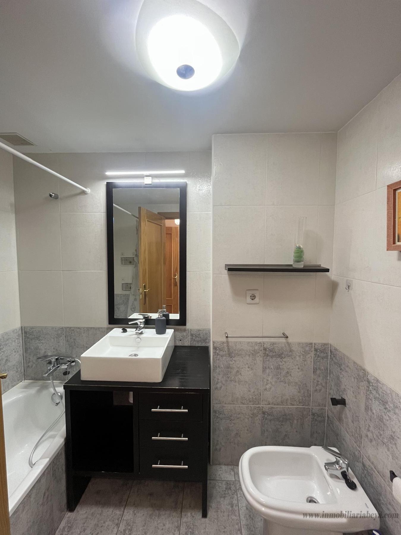 For rent of flat in Pamplona