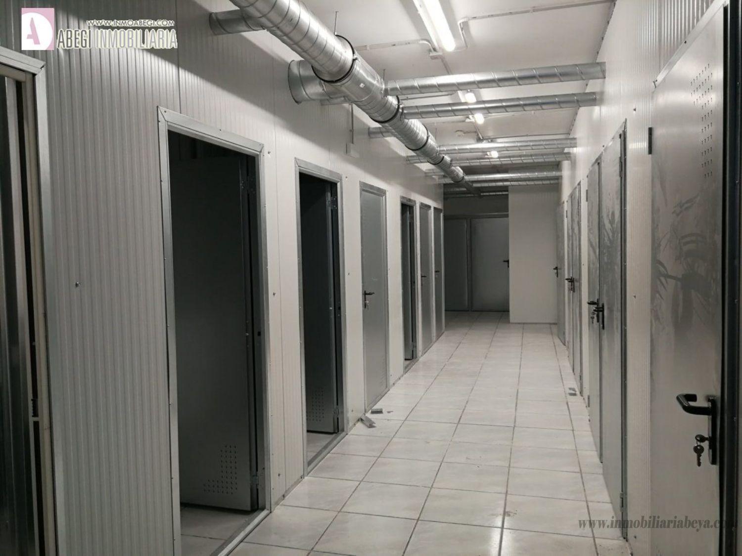 For rent of storage room in Villava Atarrabia