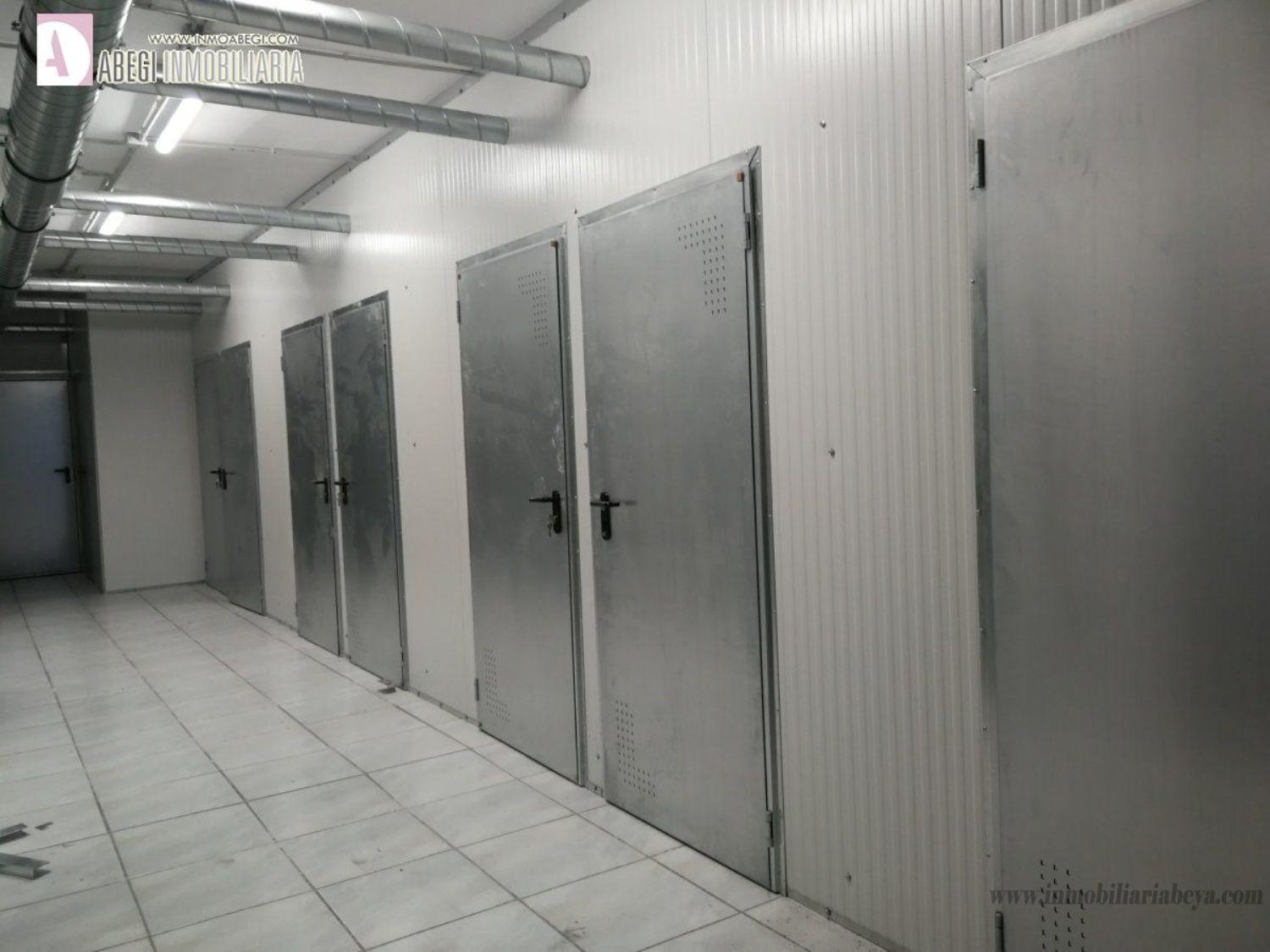 For rent of storage room in Villava Atarrabia