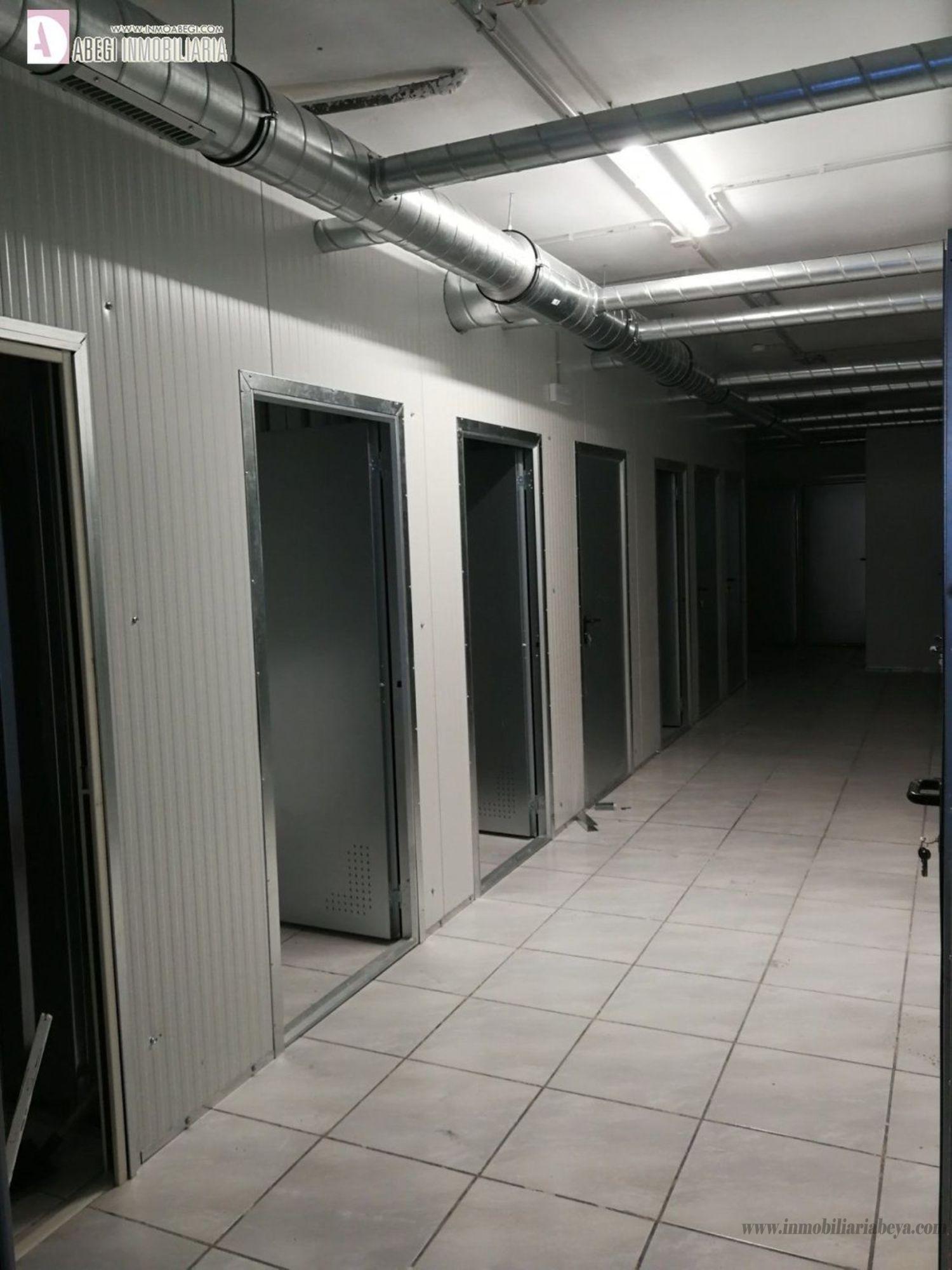 For rent of storage room in Villava Atarrabia