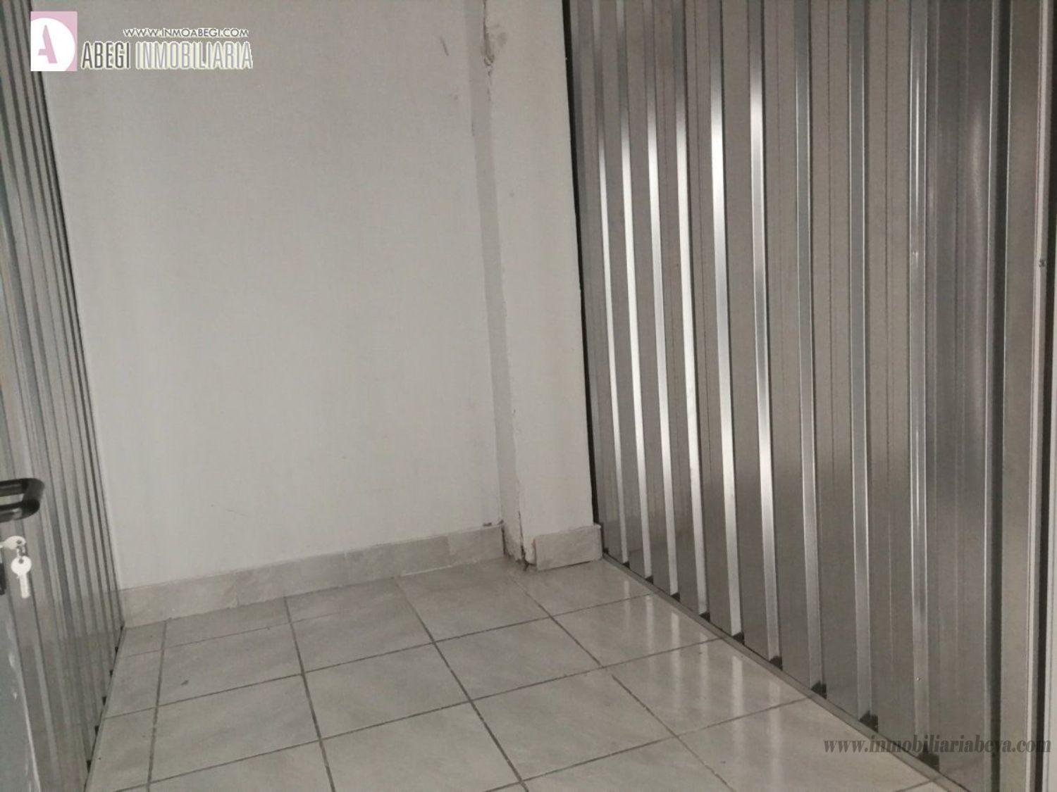 For rent of storage room in Villava Atarrabia