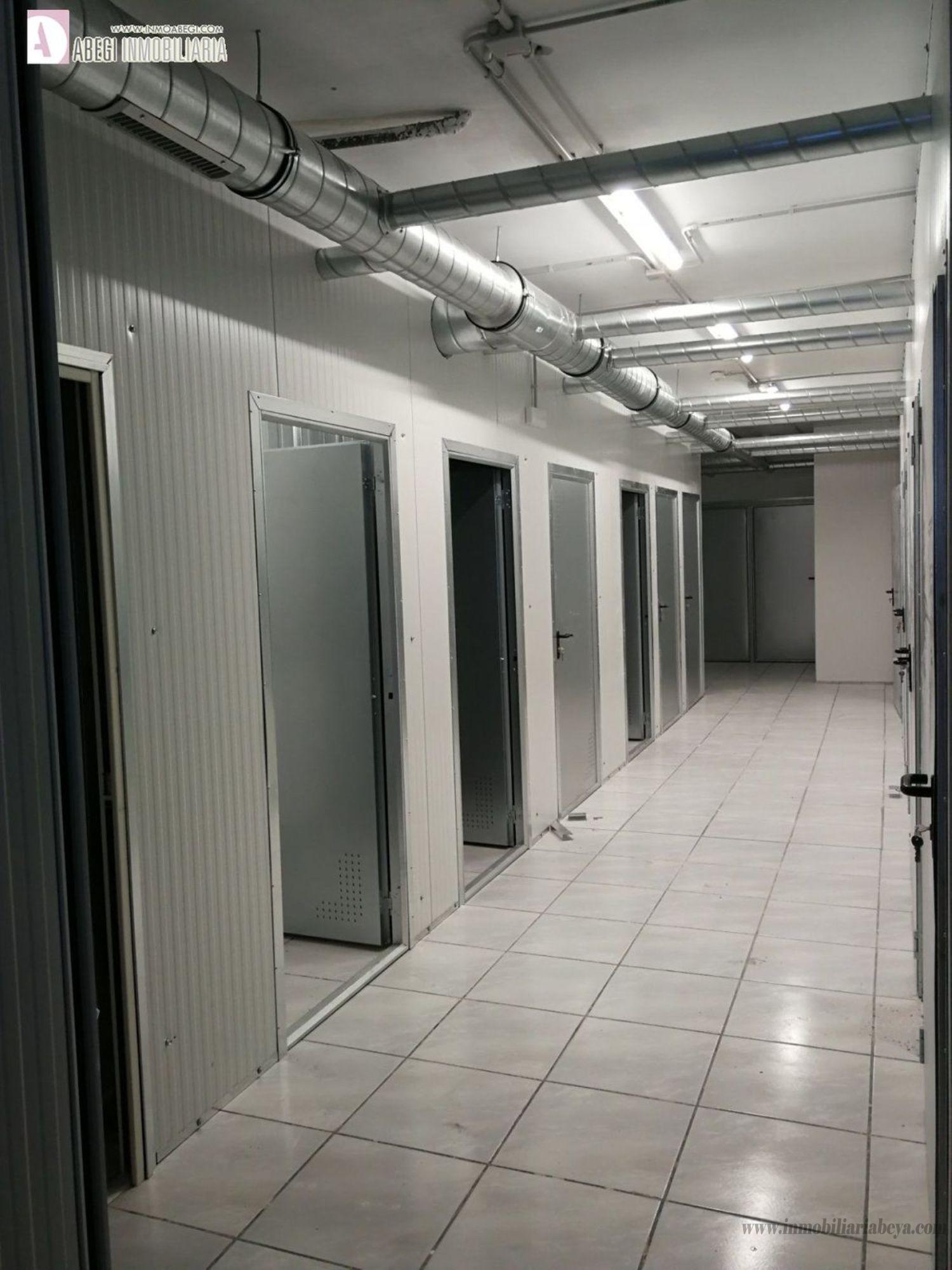 For rent of storage room in Villava Atarrabia