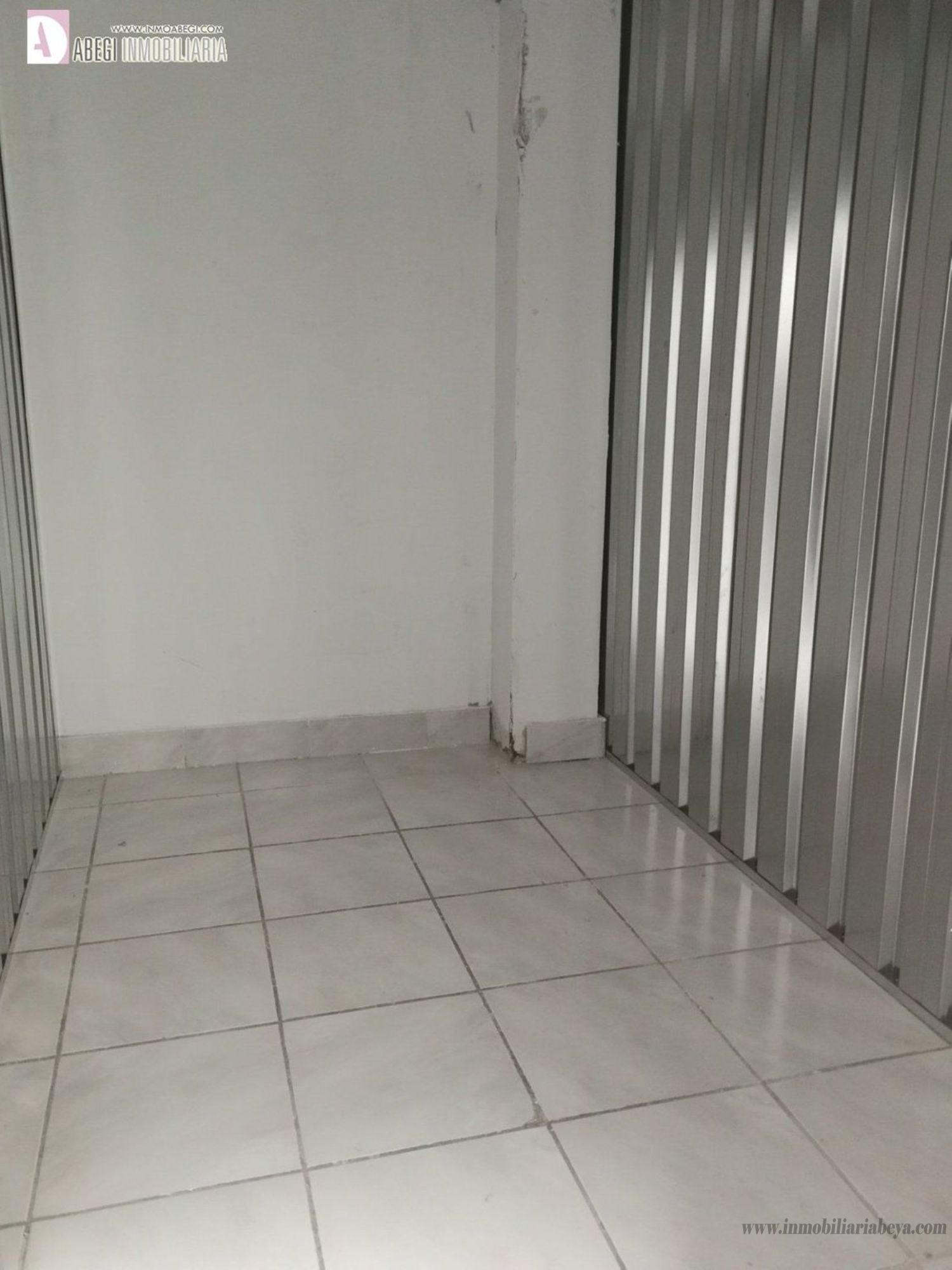 For rent of storage room in Villava Atarrabia
