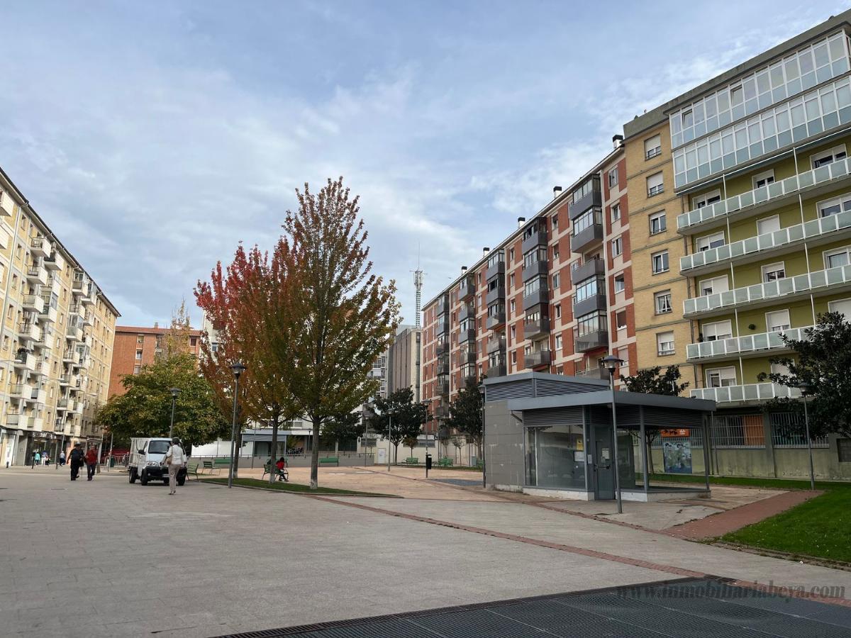 Garaje en venta en San juan, Pamplona