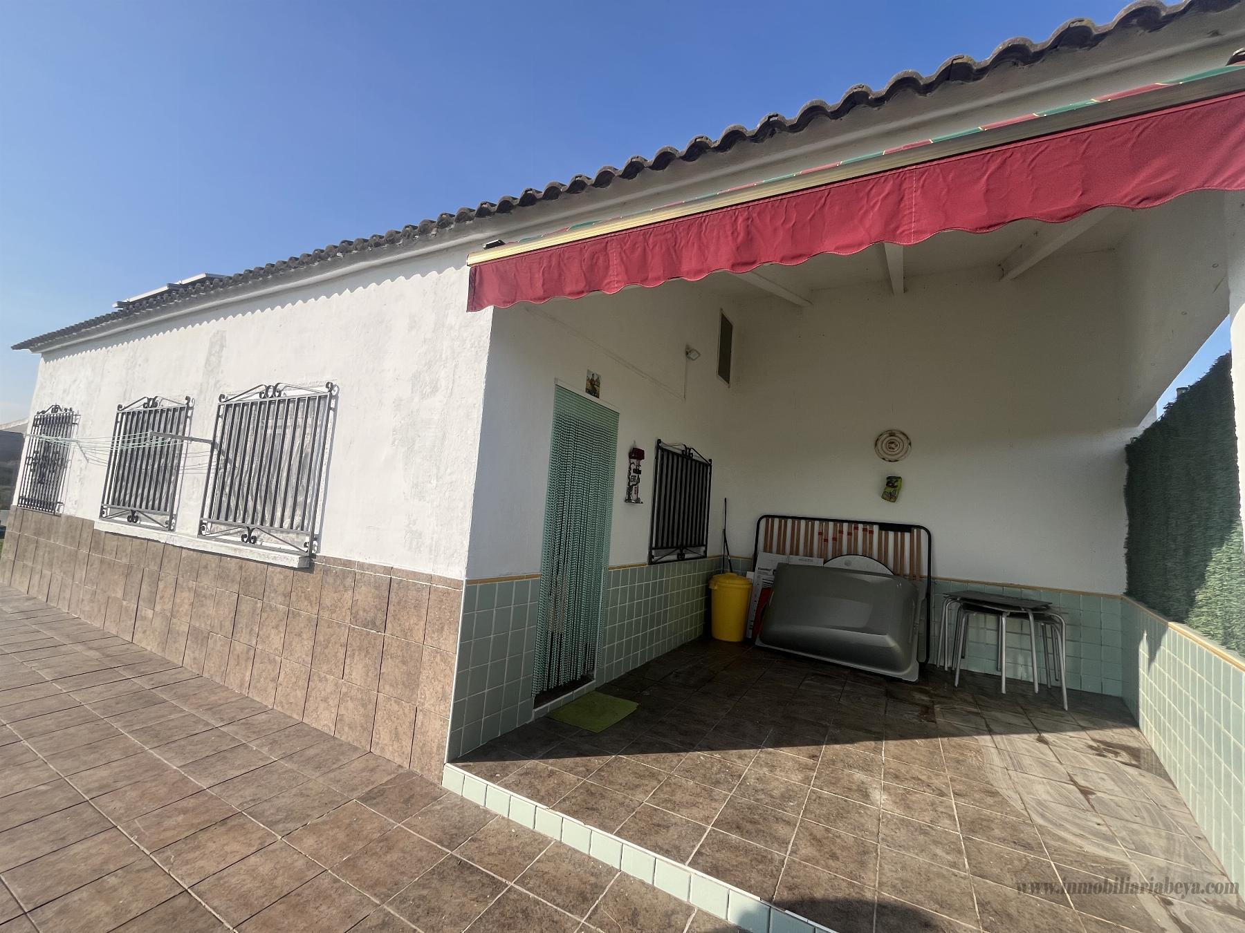For sale of land in Lerín