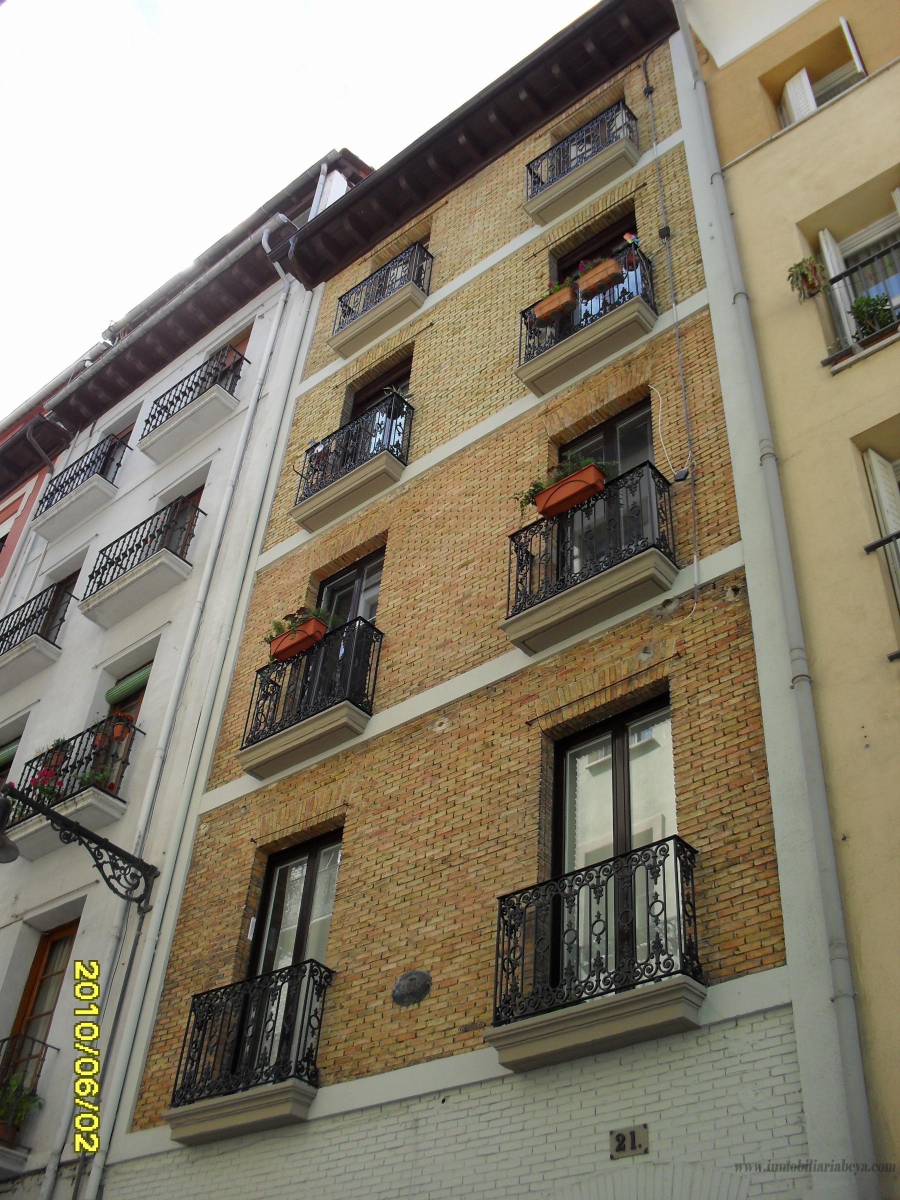 For sale of apartment in Pamplona