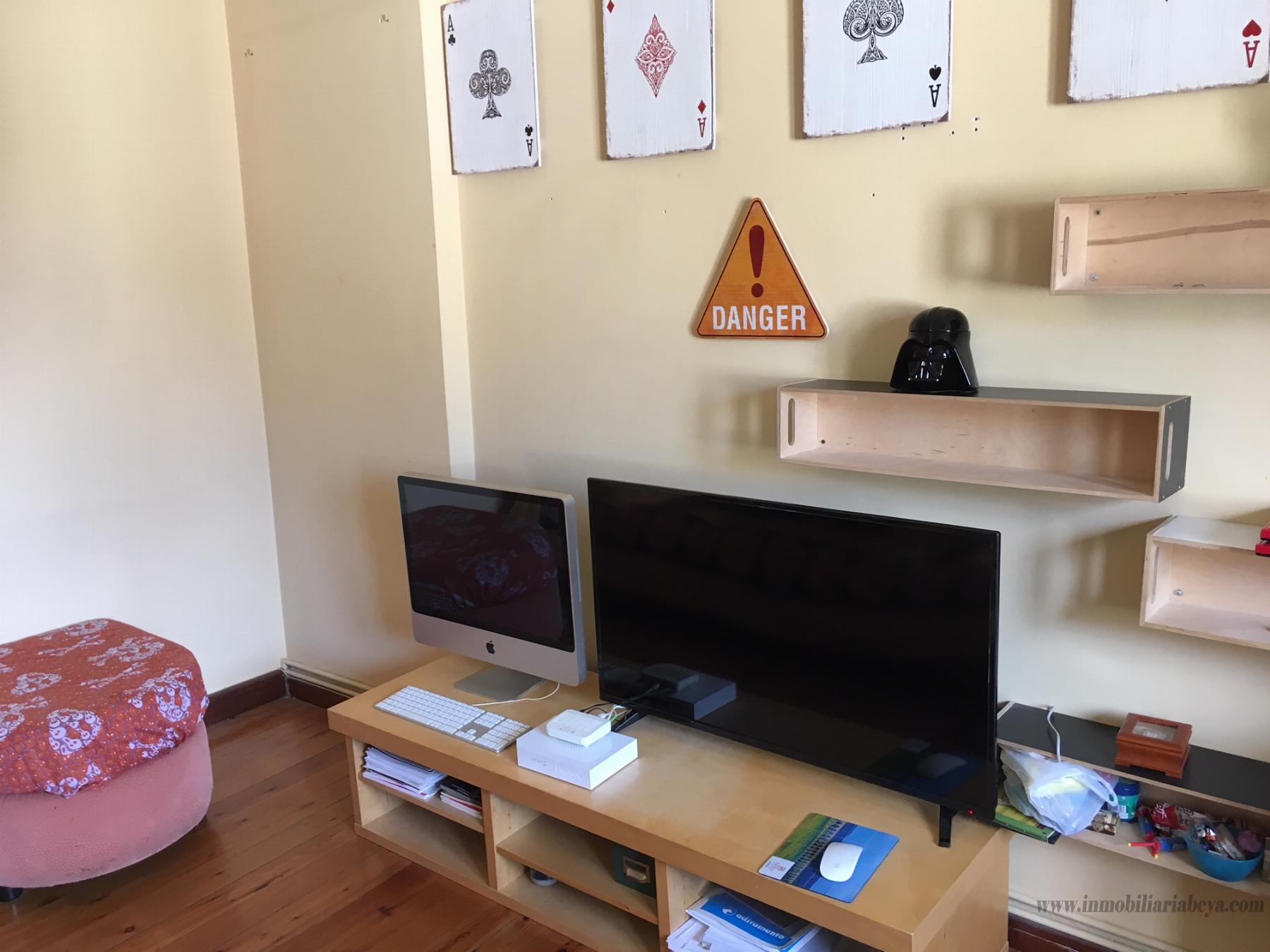For sale of apartment in Pamplona