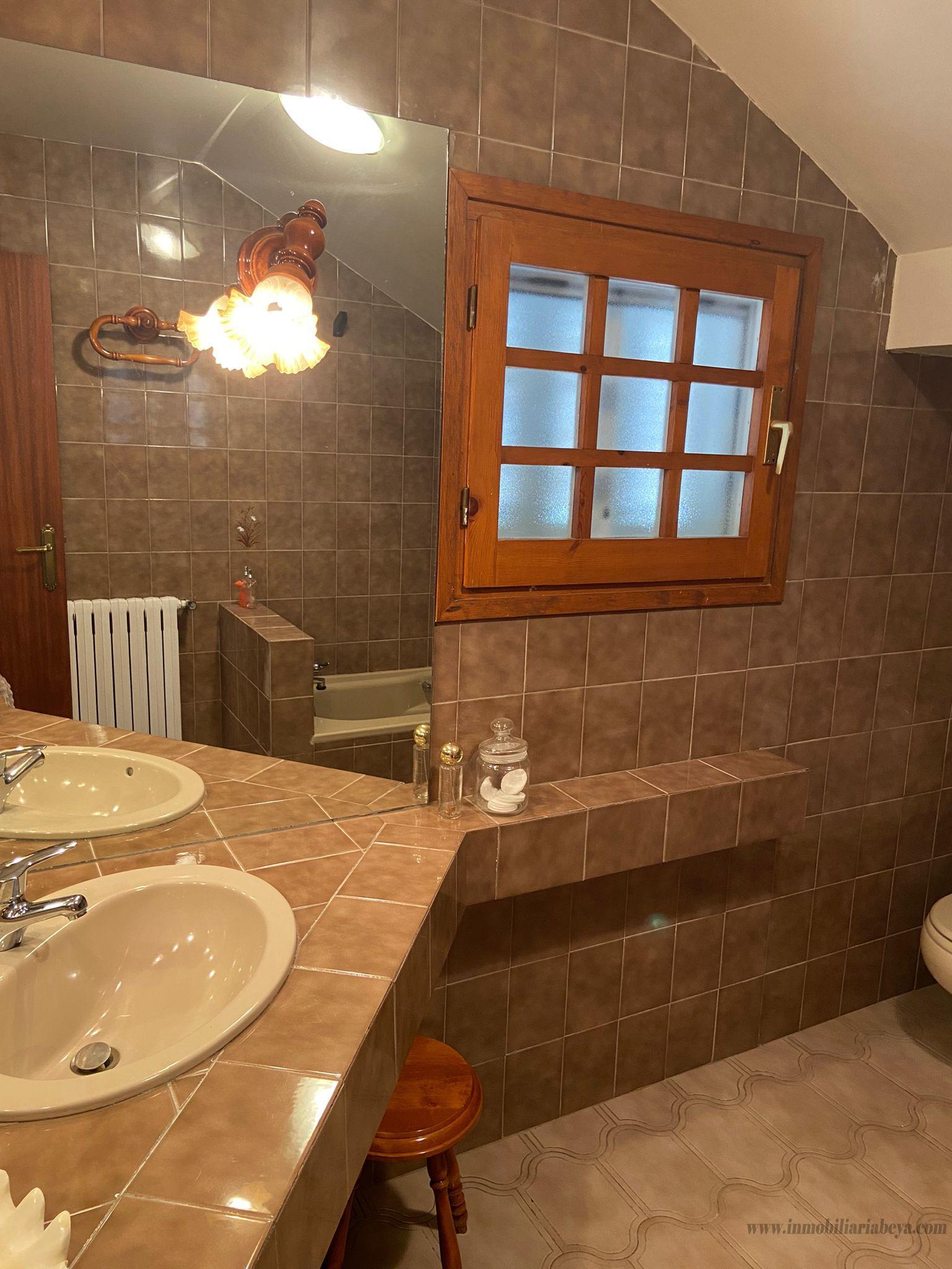 For sale of house in Elorz