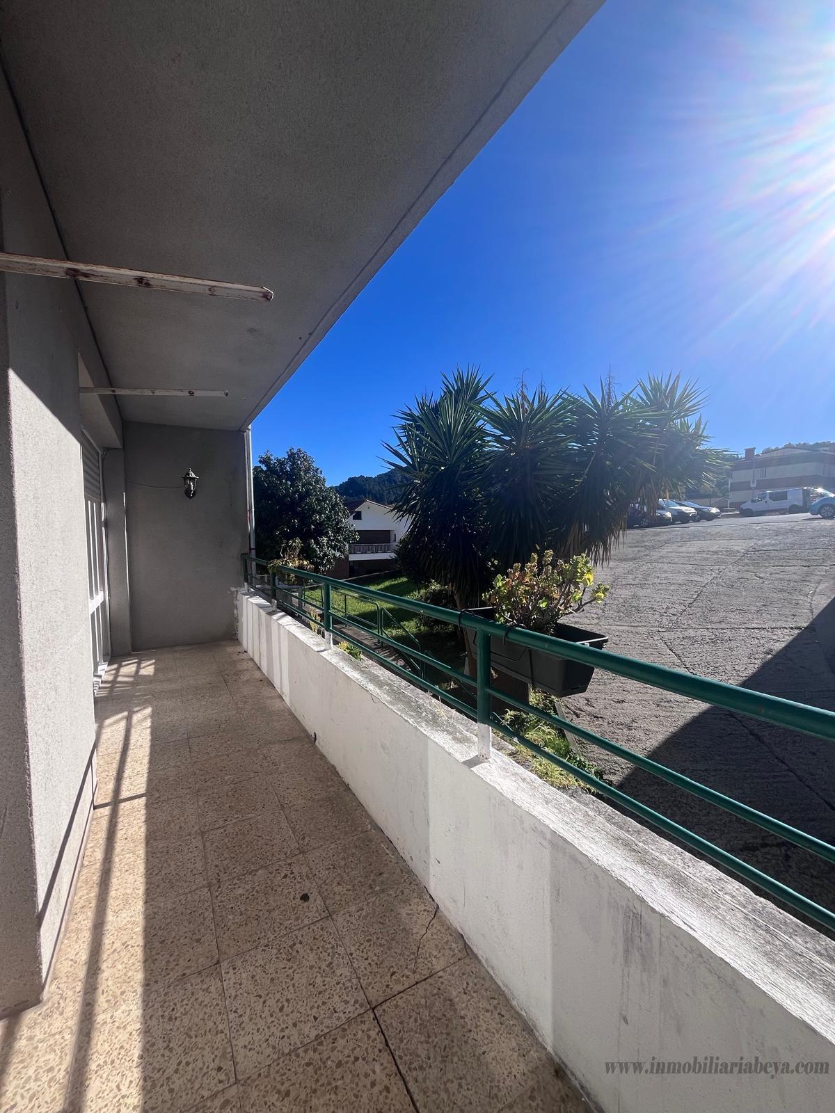 For sale of flat in Mutriku