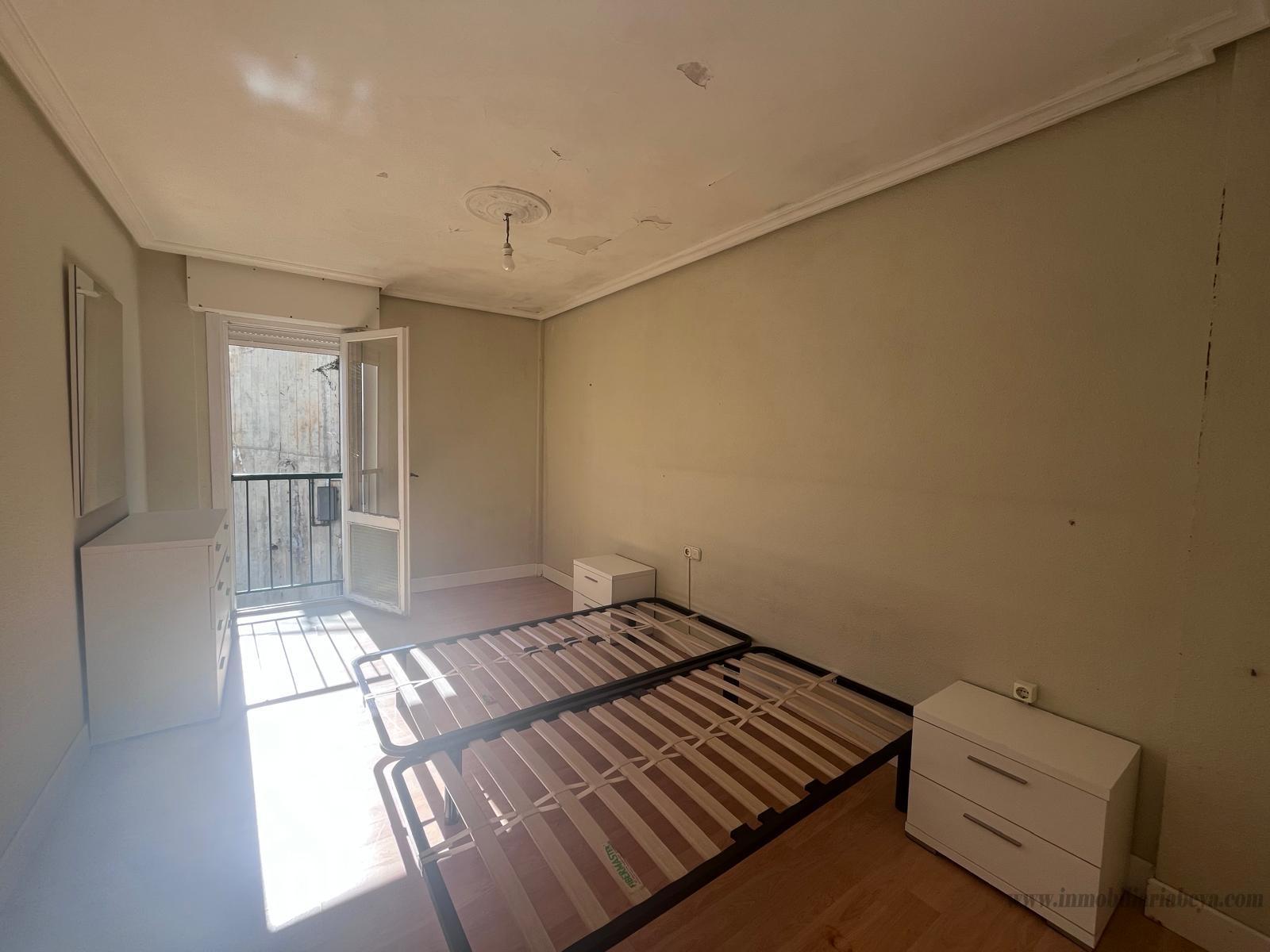 For sale of flat in Mutriku