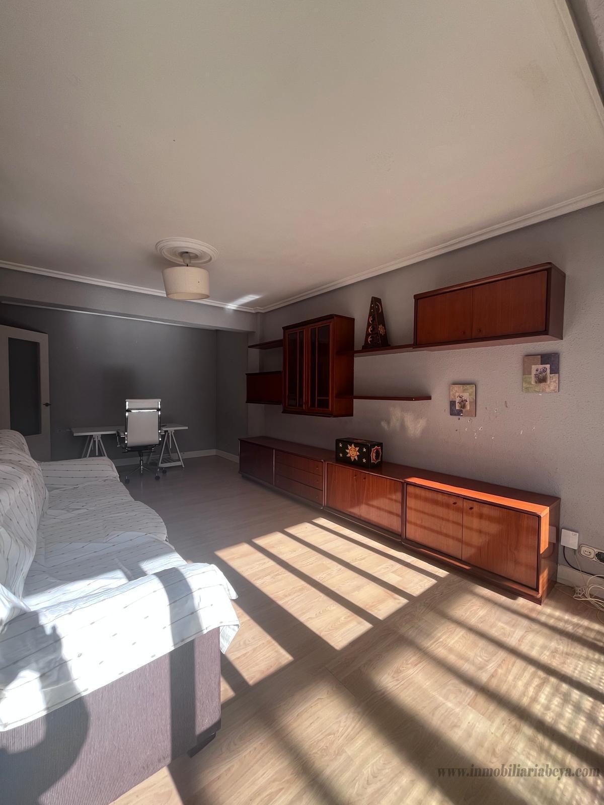 For sale of flat in Mutriku