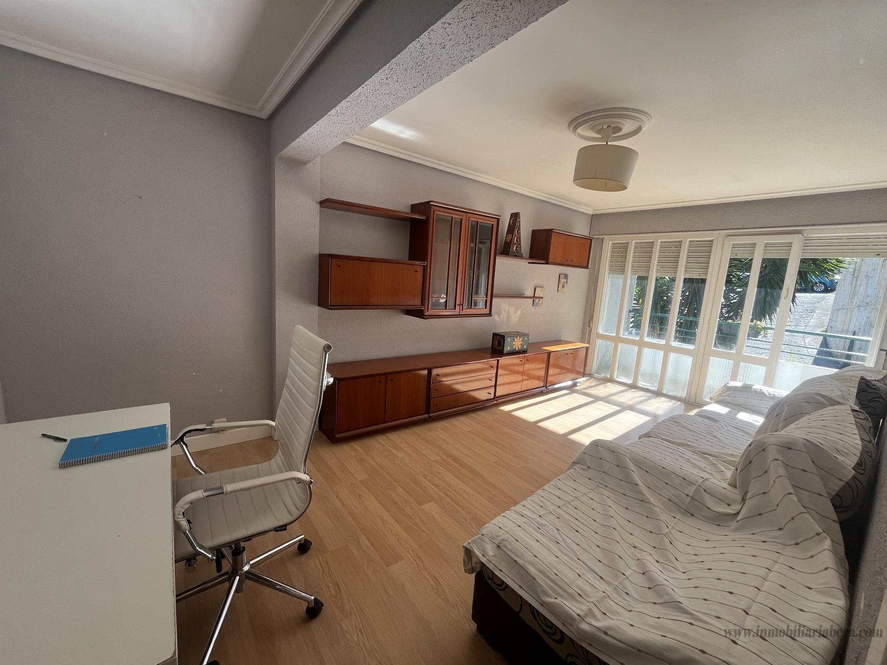 For sale of flat in Mutriku