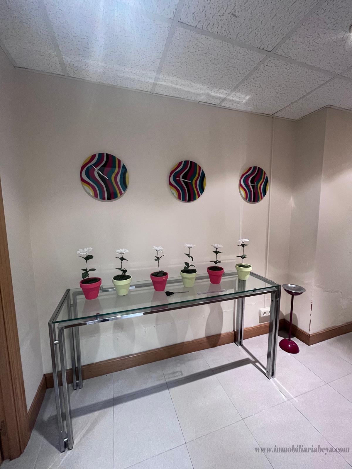 For sale of office in Villava Atarrabia