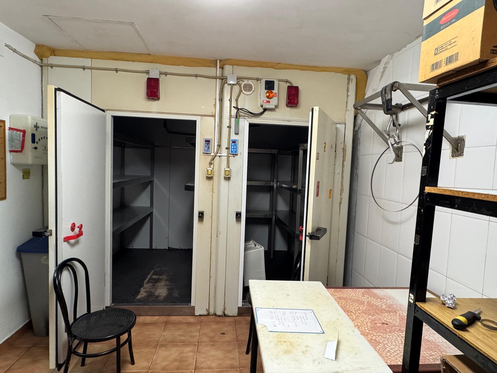 Venta de local en Náquera