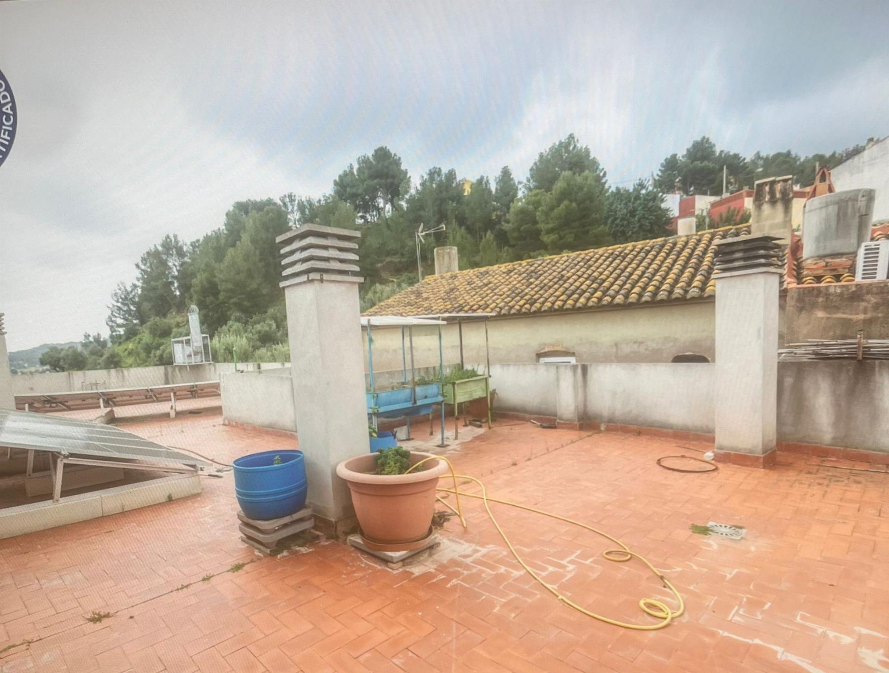 Venta de edificio en Gilet