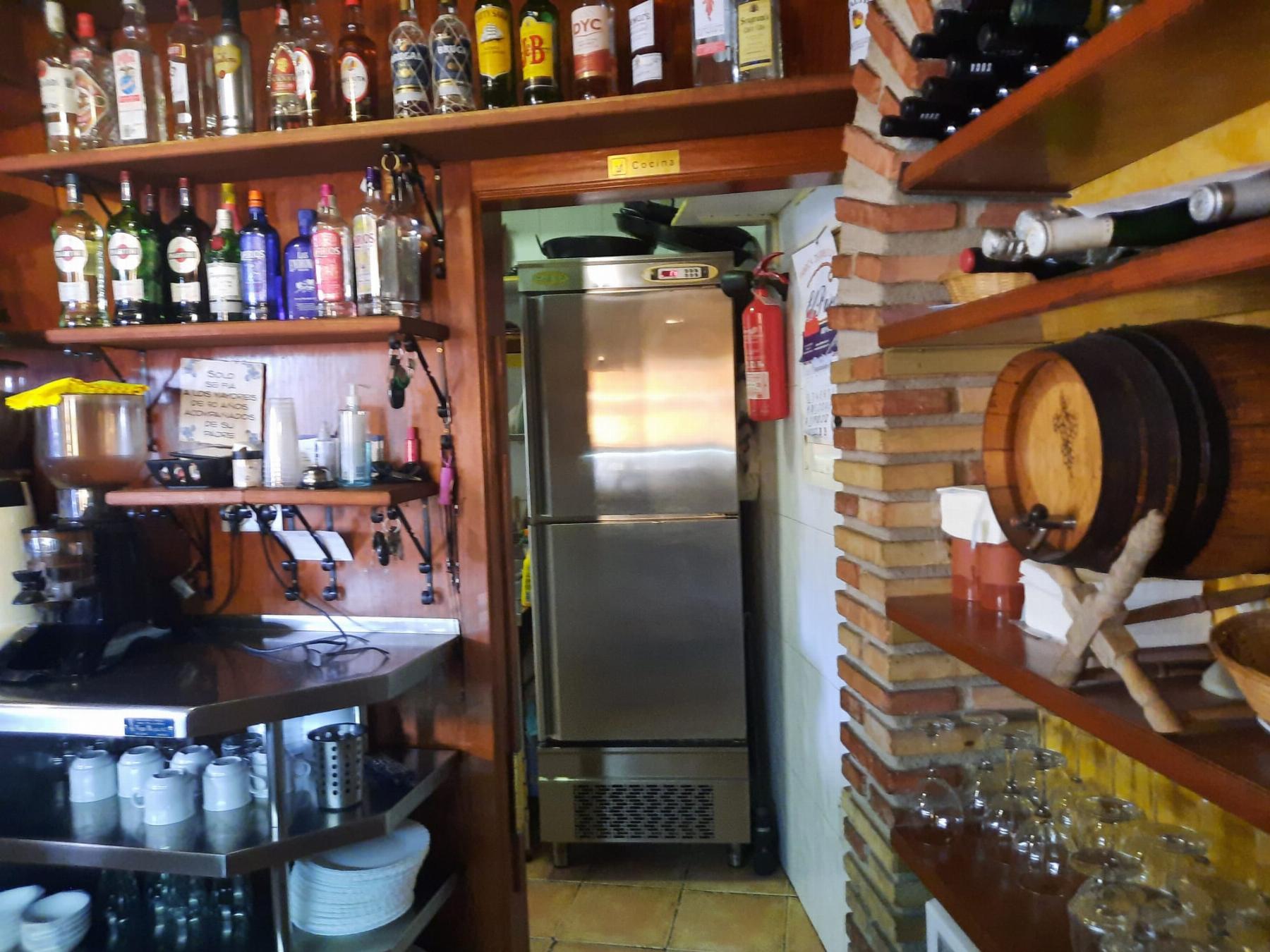 Venta de local en Orihuela