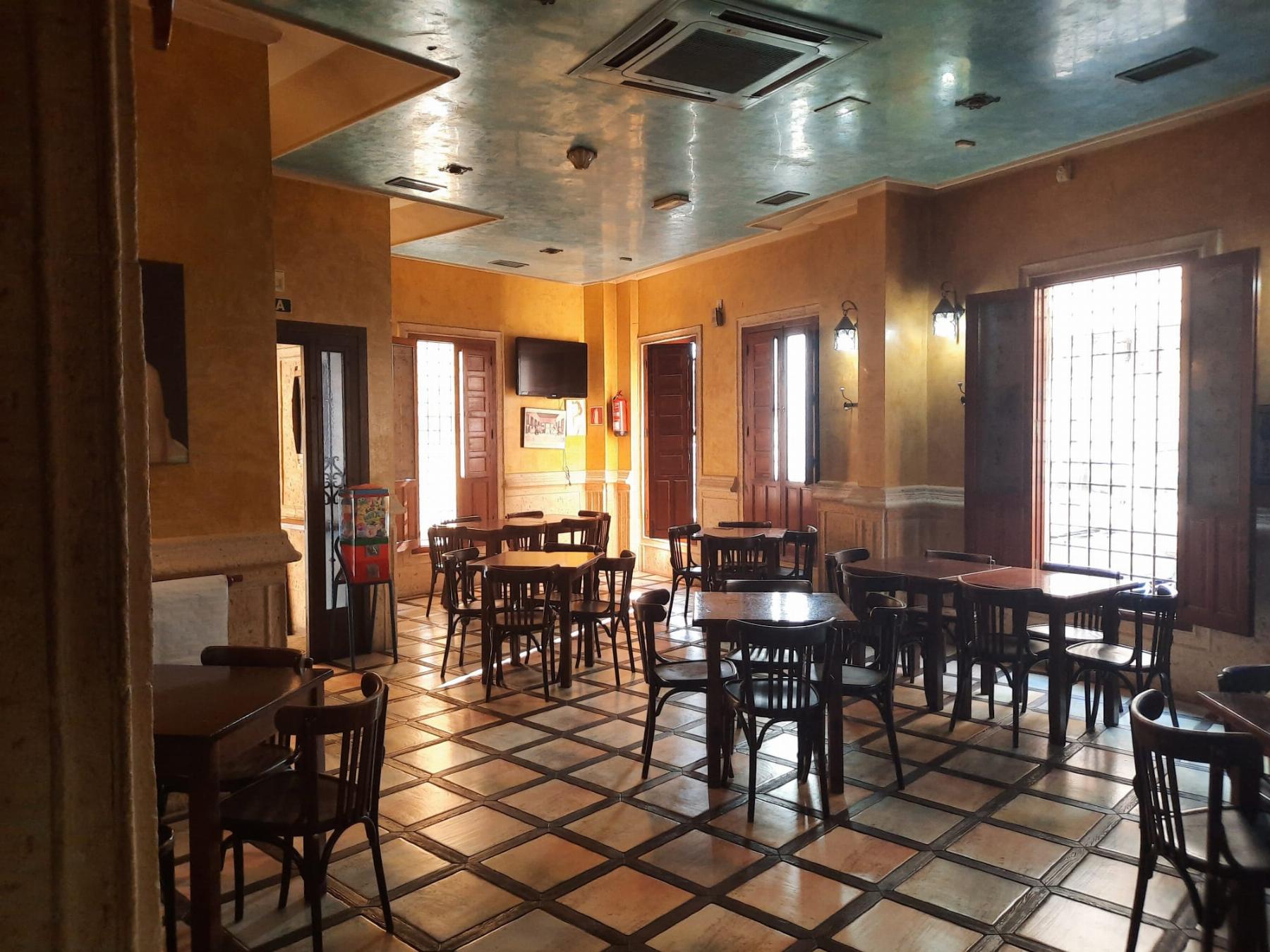 Venta de local en Orihuela