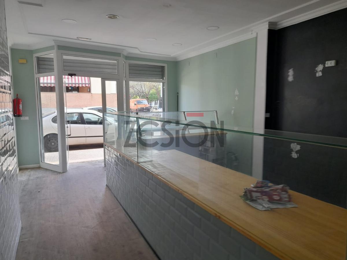 For rent of commercial in Massamagrell