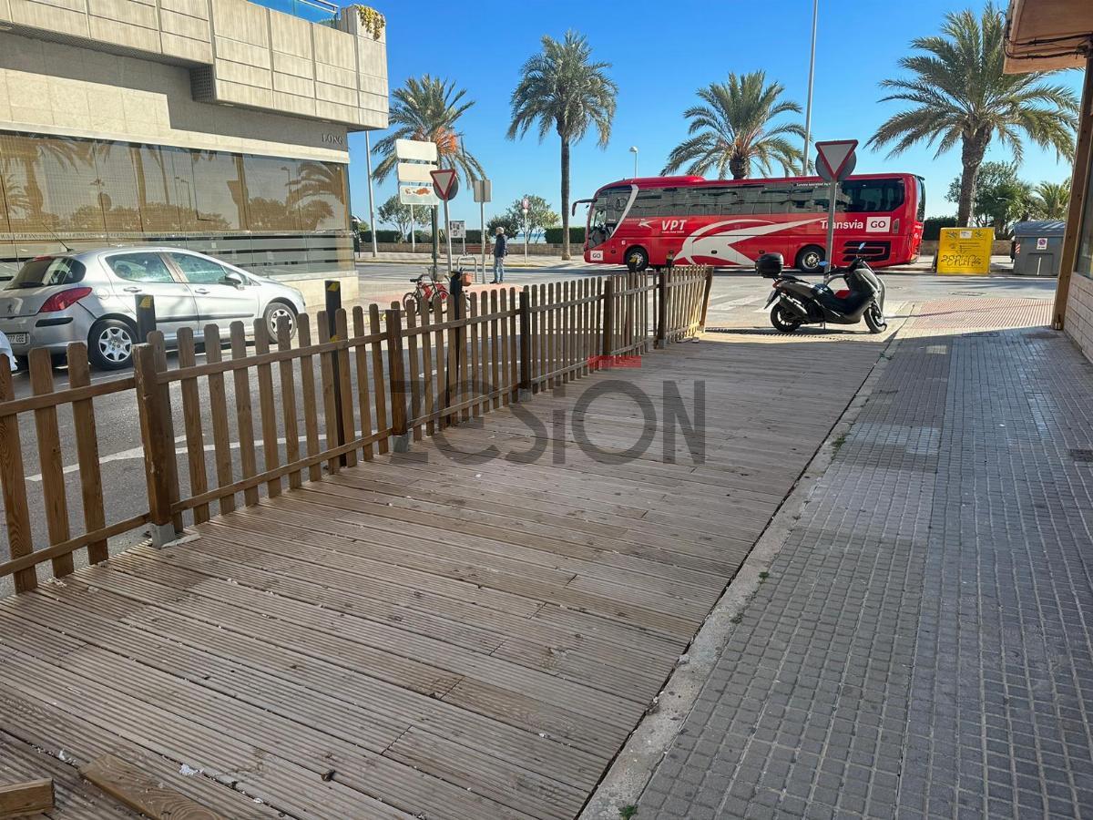 For share of commercial in Puerto de Sagunto