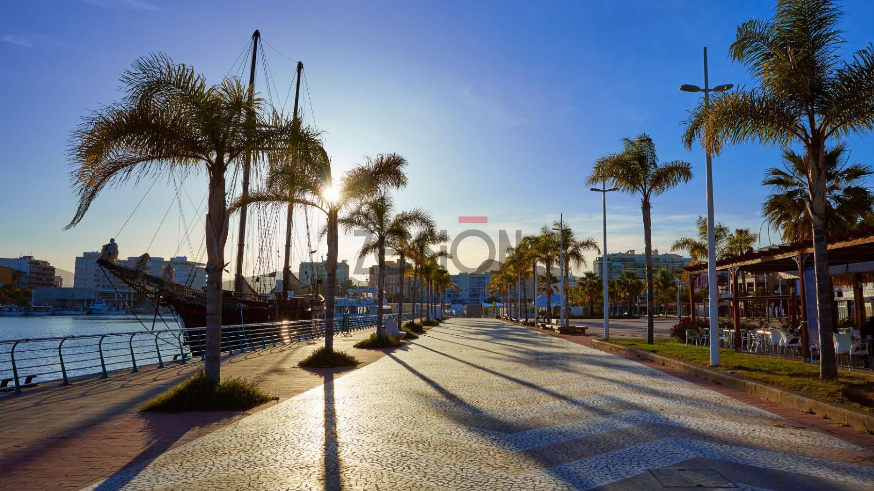 For share of commercial in Gandia