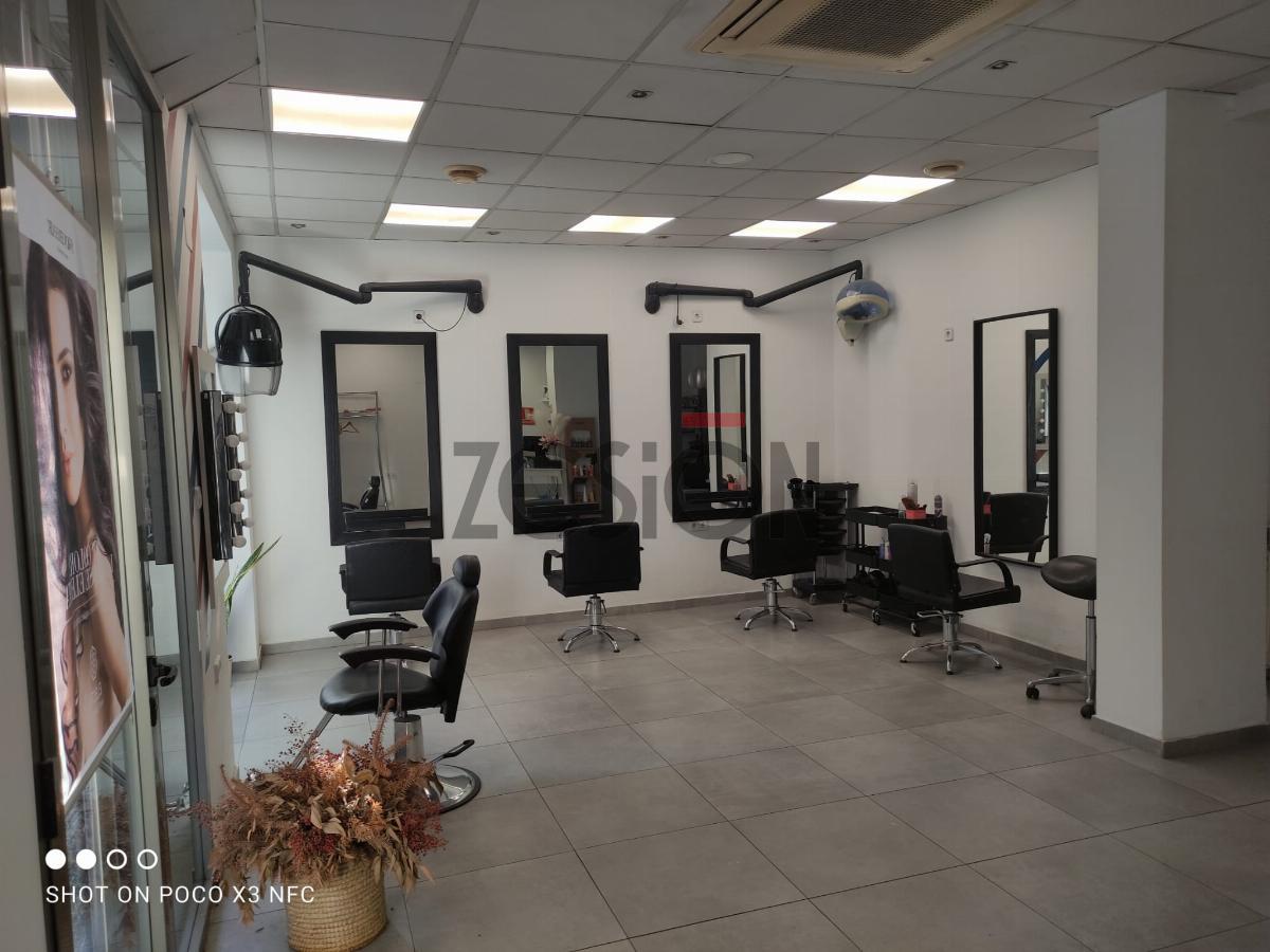 For share of commercial in Valencia