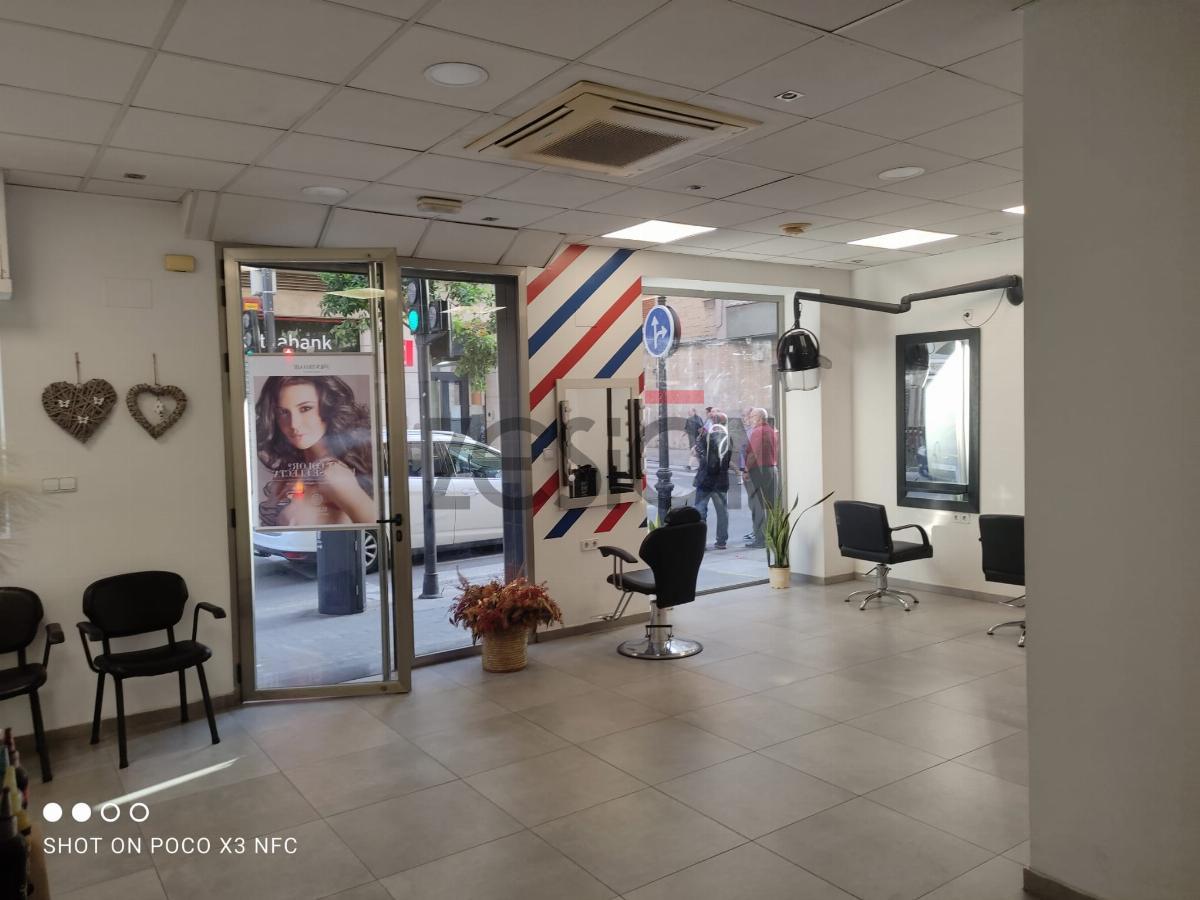 For share of commercial in Valencia
