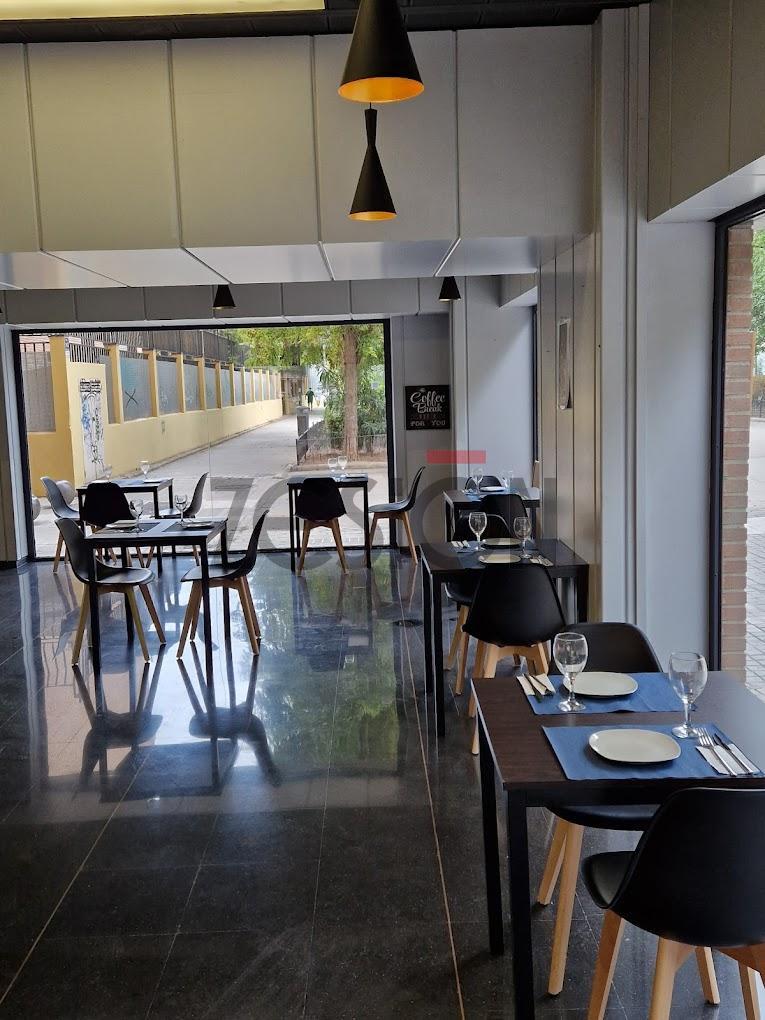 For rent of commercial in Valencia