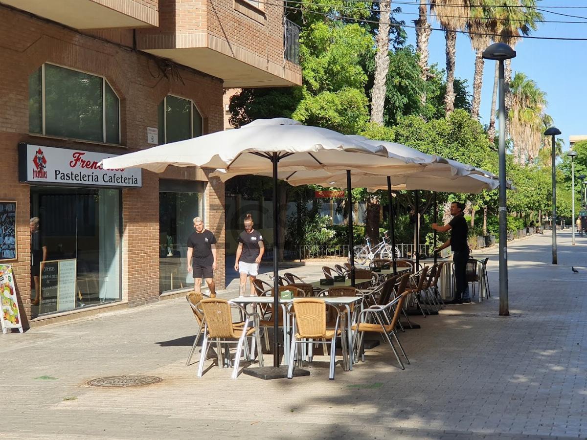 For rent of commercial in Valencia
